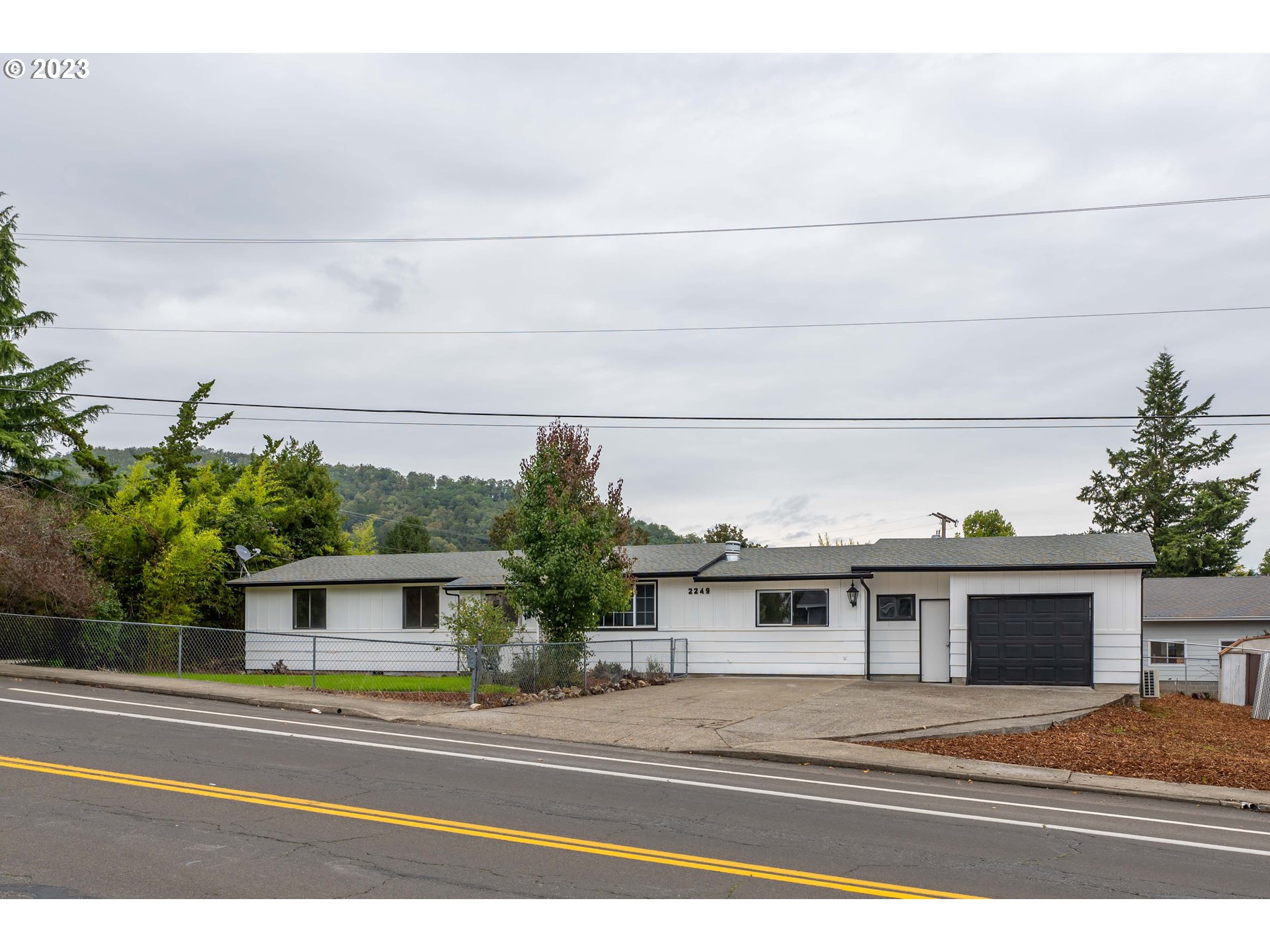 Photo of 2249 TROOST ST Roseburg OR 97471