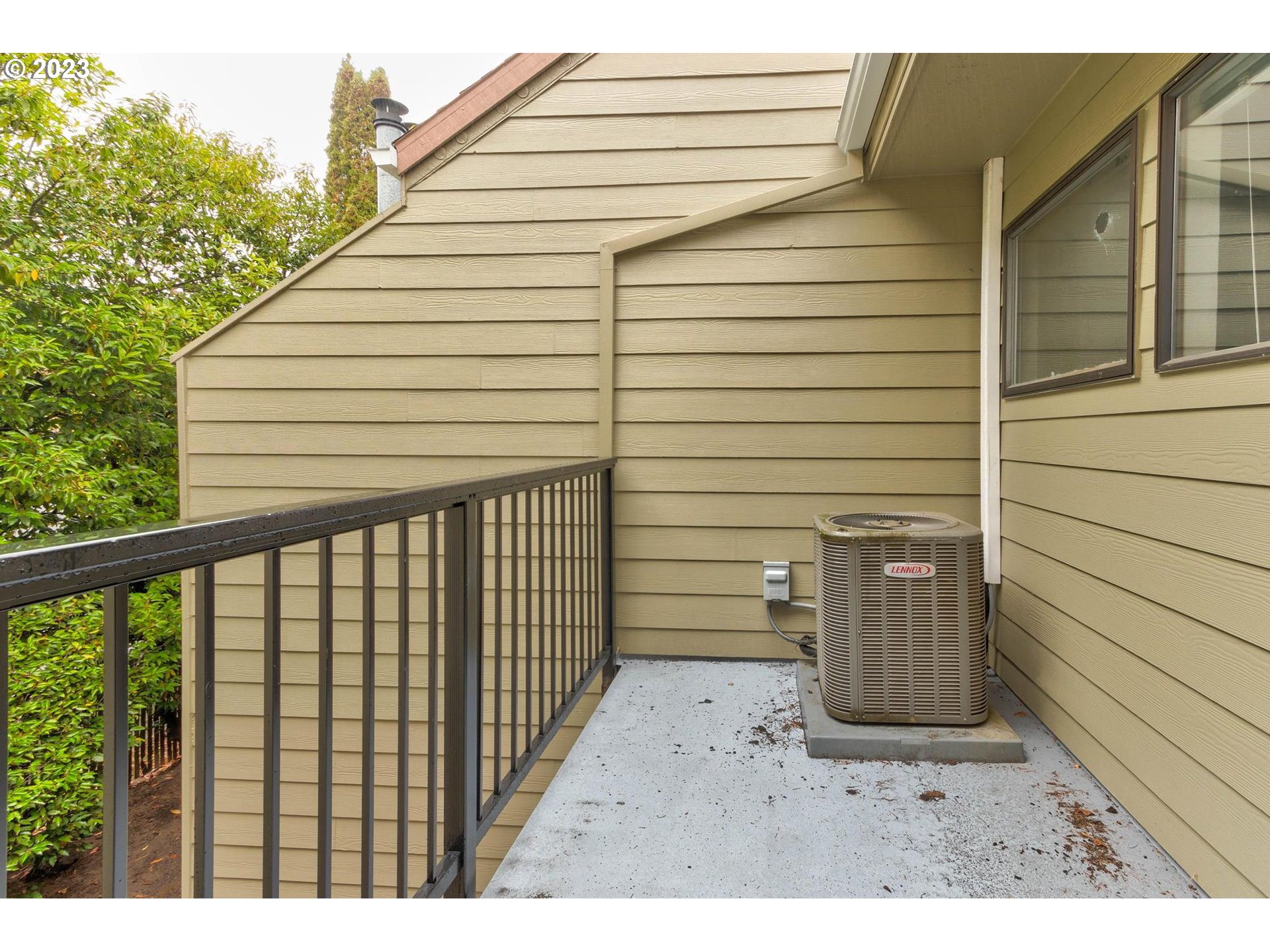 Photo #2: 23393543 Listing 