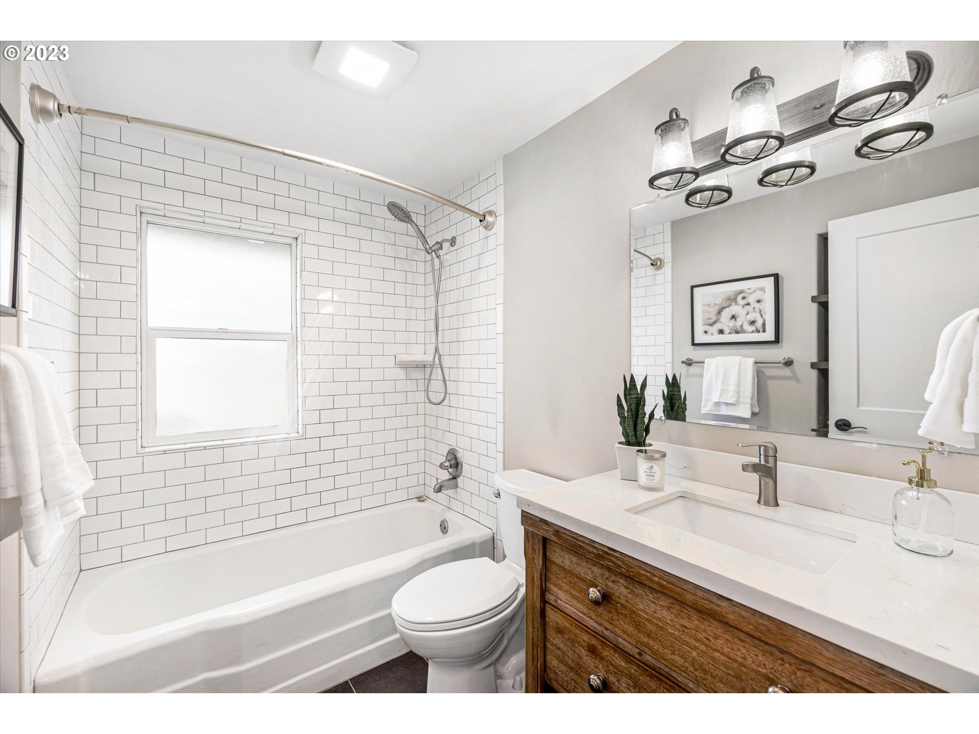 8508 SE 66TH AVE Portland, OR 97206