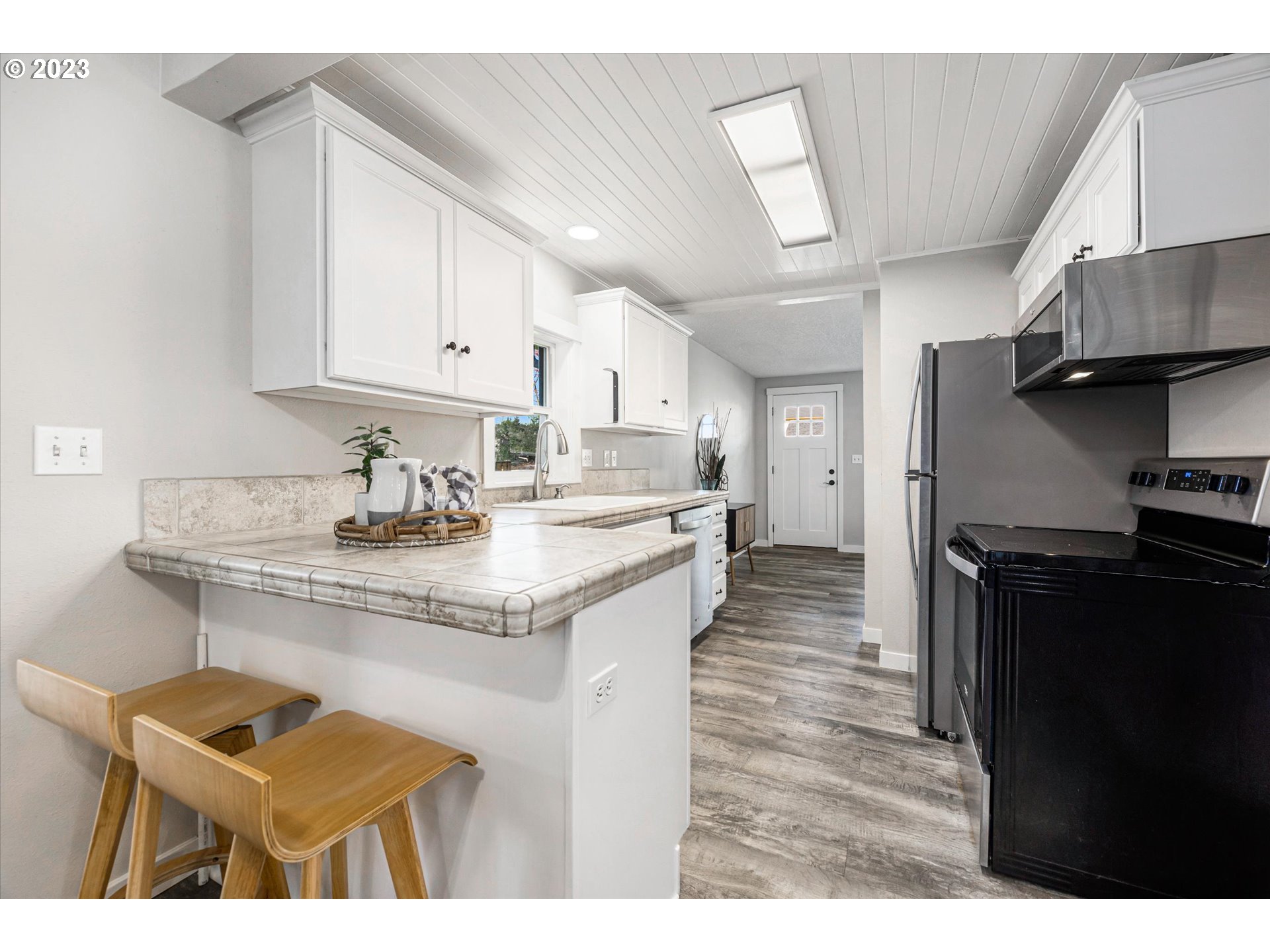 8508 SE 66TH AVE Portland, OR 97206