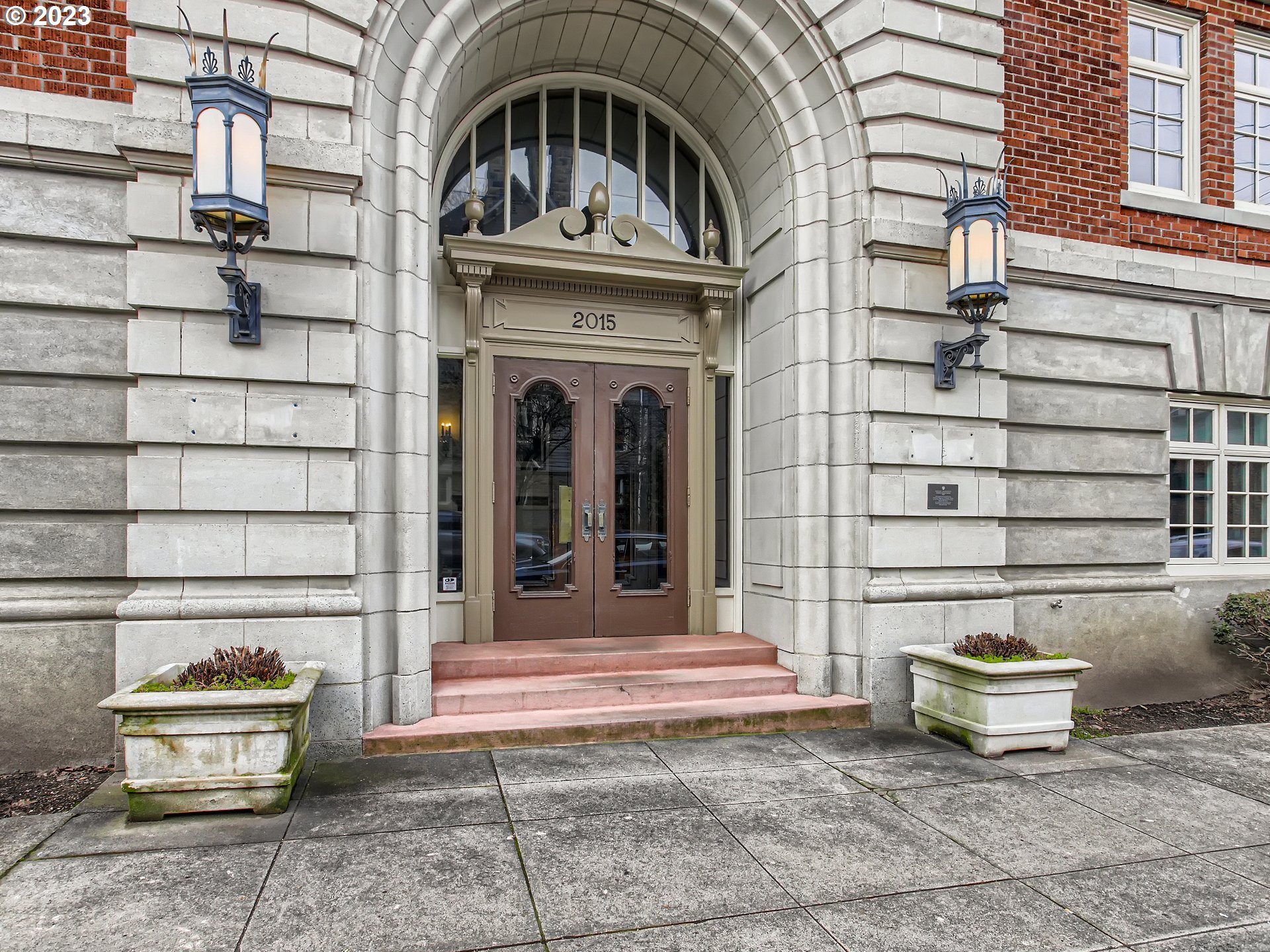 Photo #3: 23402705 Listing 