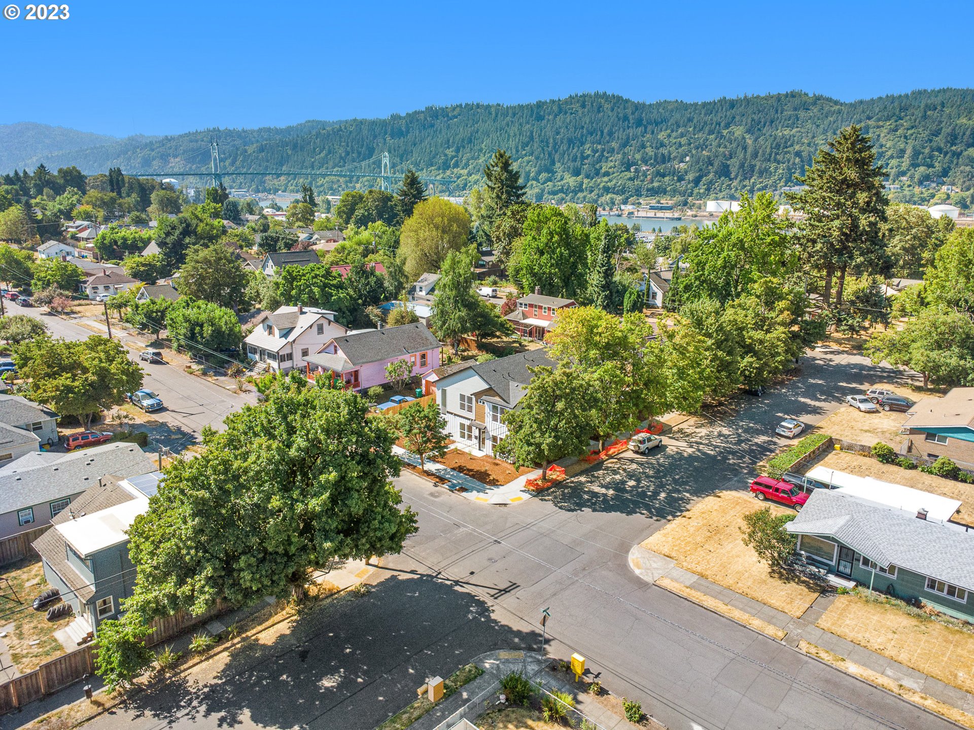 Photo #2: 23404023 Listing 