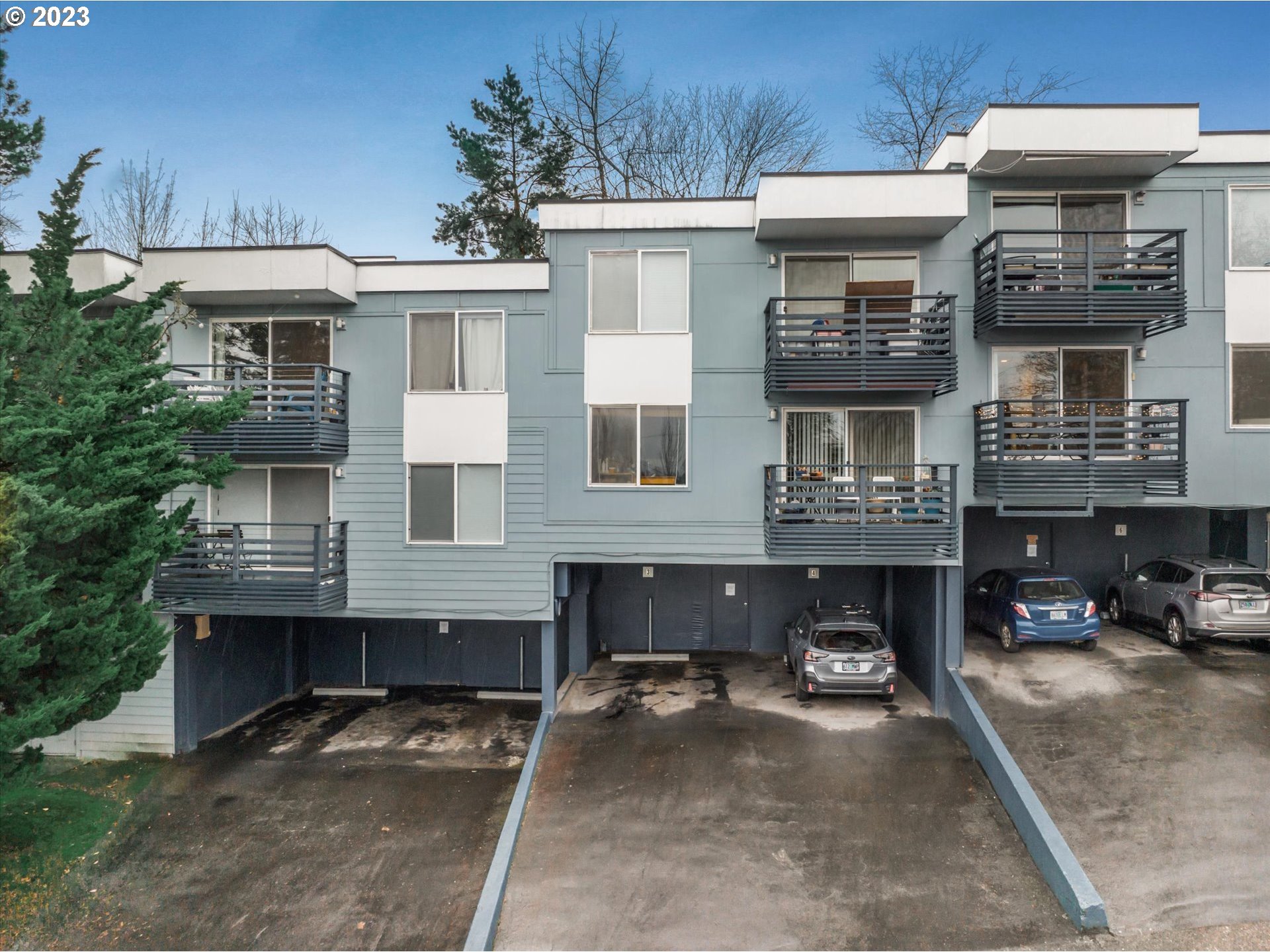 Photo #4: 23412878 Listing 