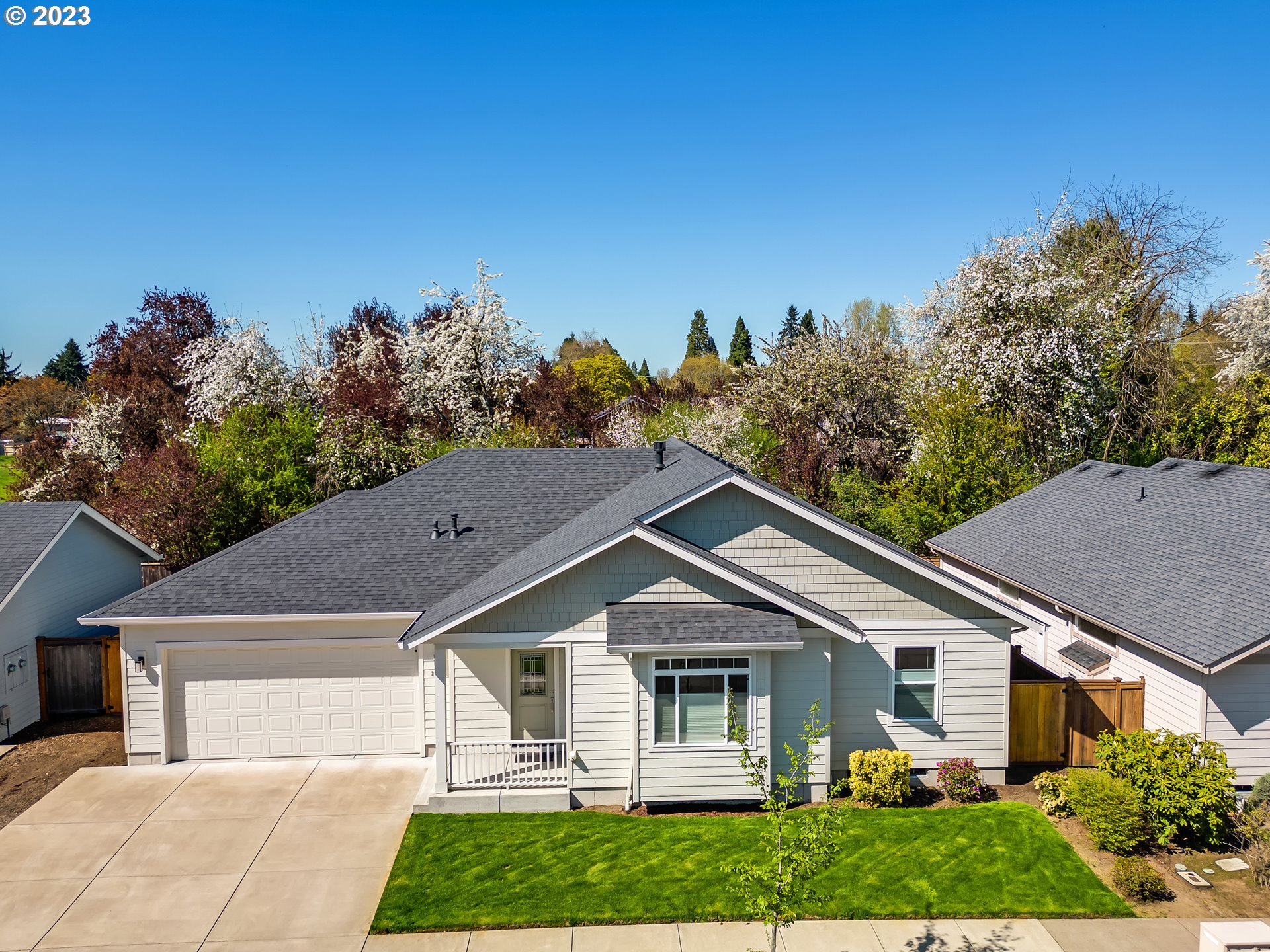 Great open layout in like new condition. Large Kitchen with Granite and SS applicances including a gas range, eat in bar and large pantry.  Primary suite has a walk in closet and master bath with double sinks.  The large living room is vaulted with a gas fireplace and window seat. The back yard has a covered patio and is fenced.  Everything about this home says move in ready from the perfect paint, manicured yard, large parking area and nice size garage to the quite street of similar homes.  OPEN Sunday 1-3 and Monday 4-6:30 4/30 & 5/1