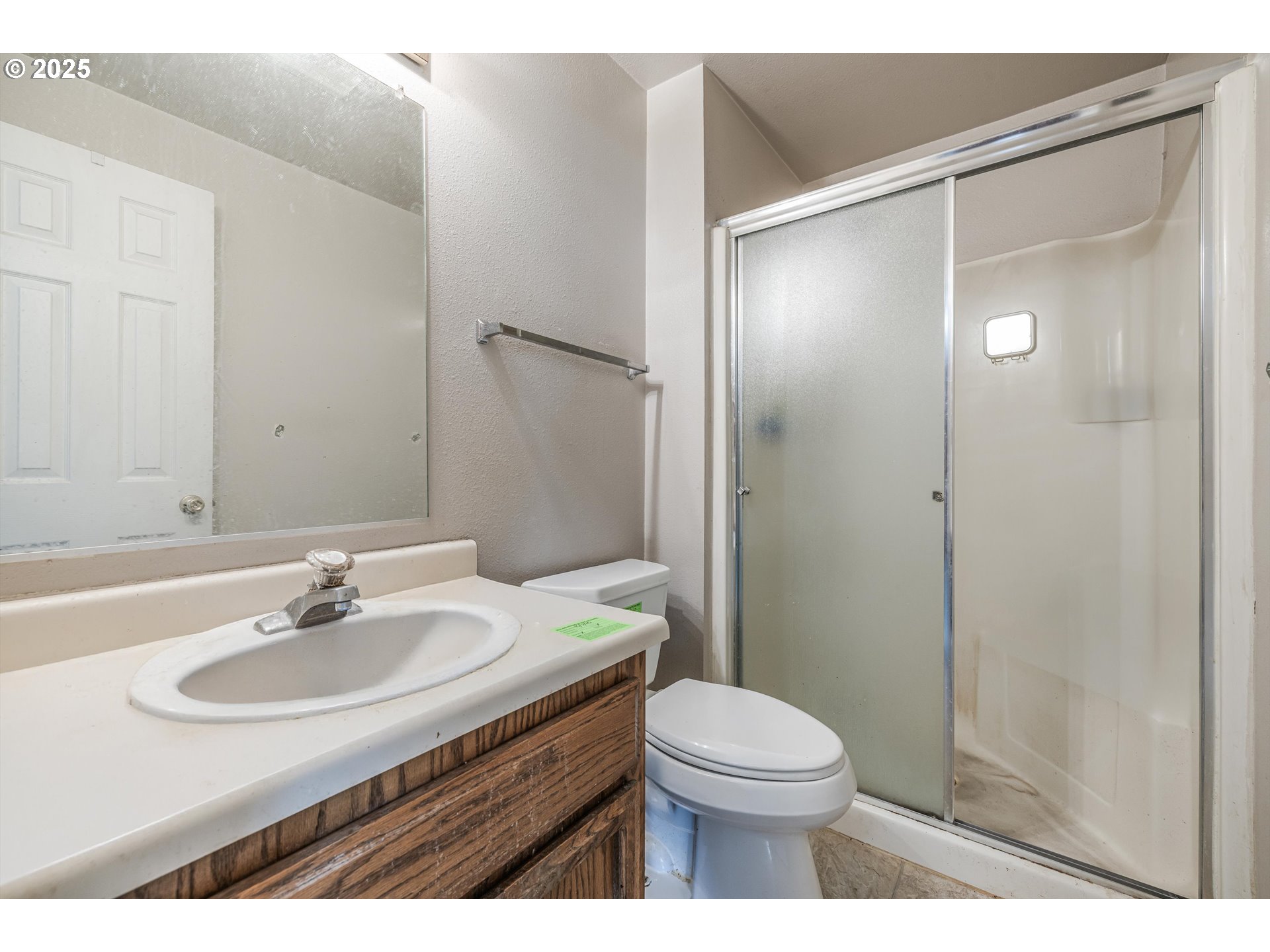 Photo #16: 234208195 Listing: Photo #16