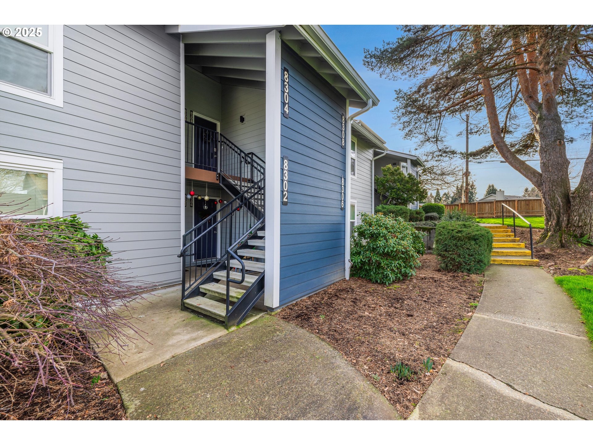 Photo #4: 234208195 Listing: Photo #4