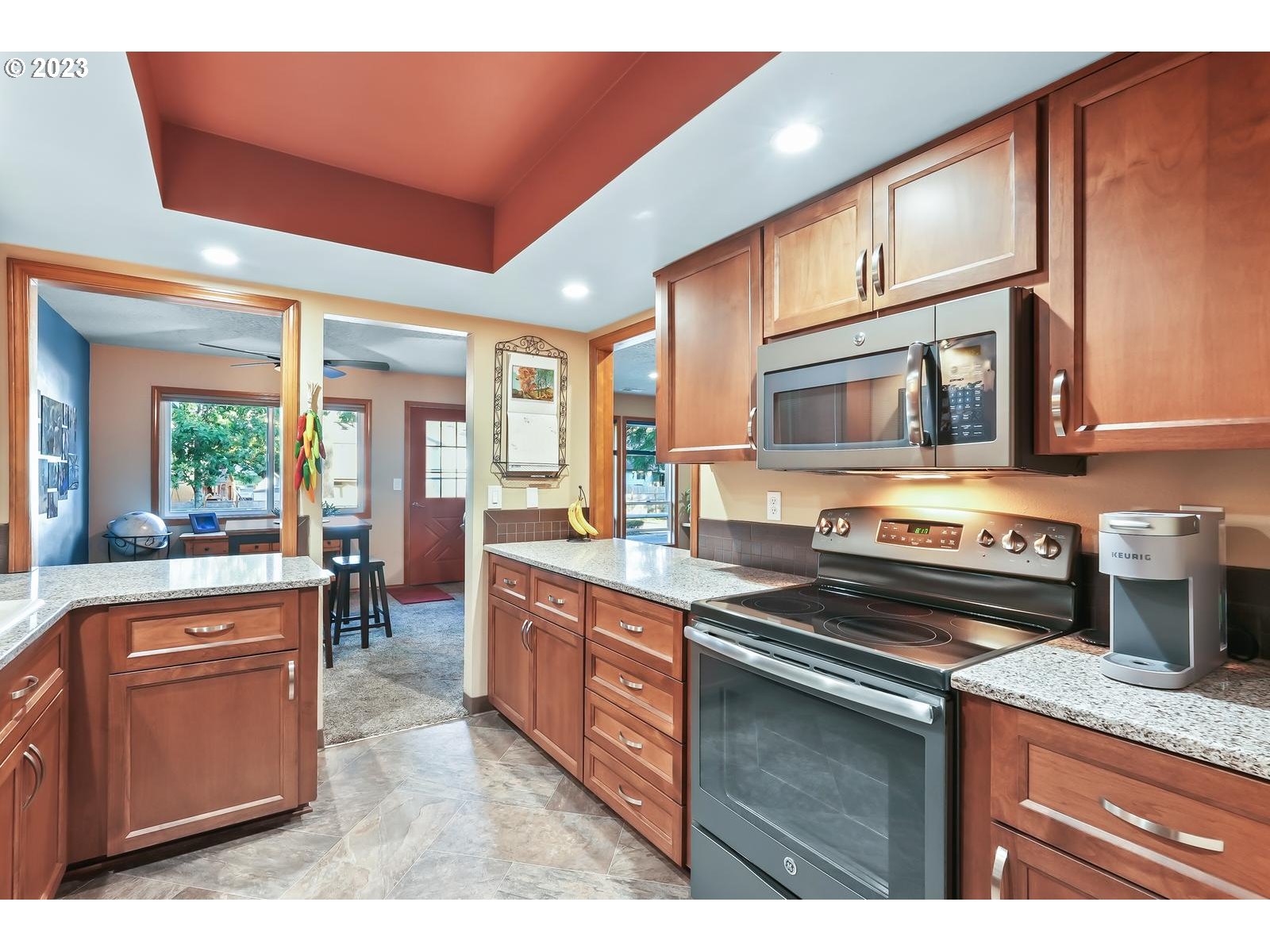 Photo #6: 23423608 Listing 