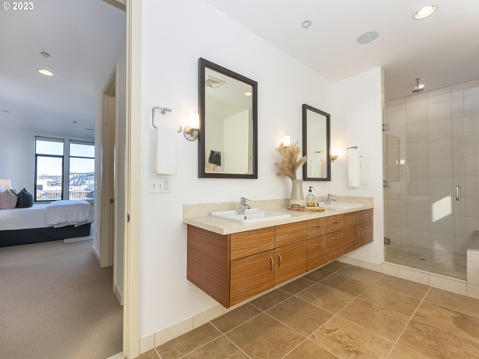 Photo #5: 23424329 Listing 
