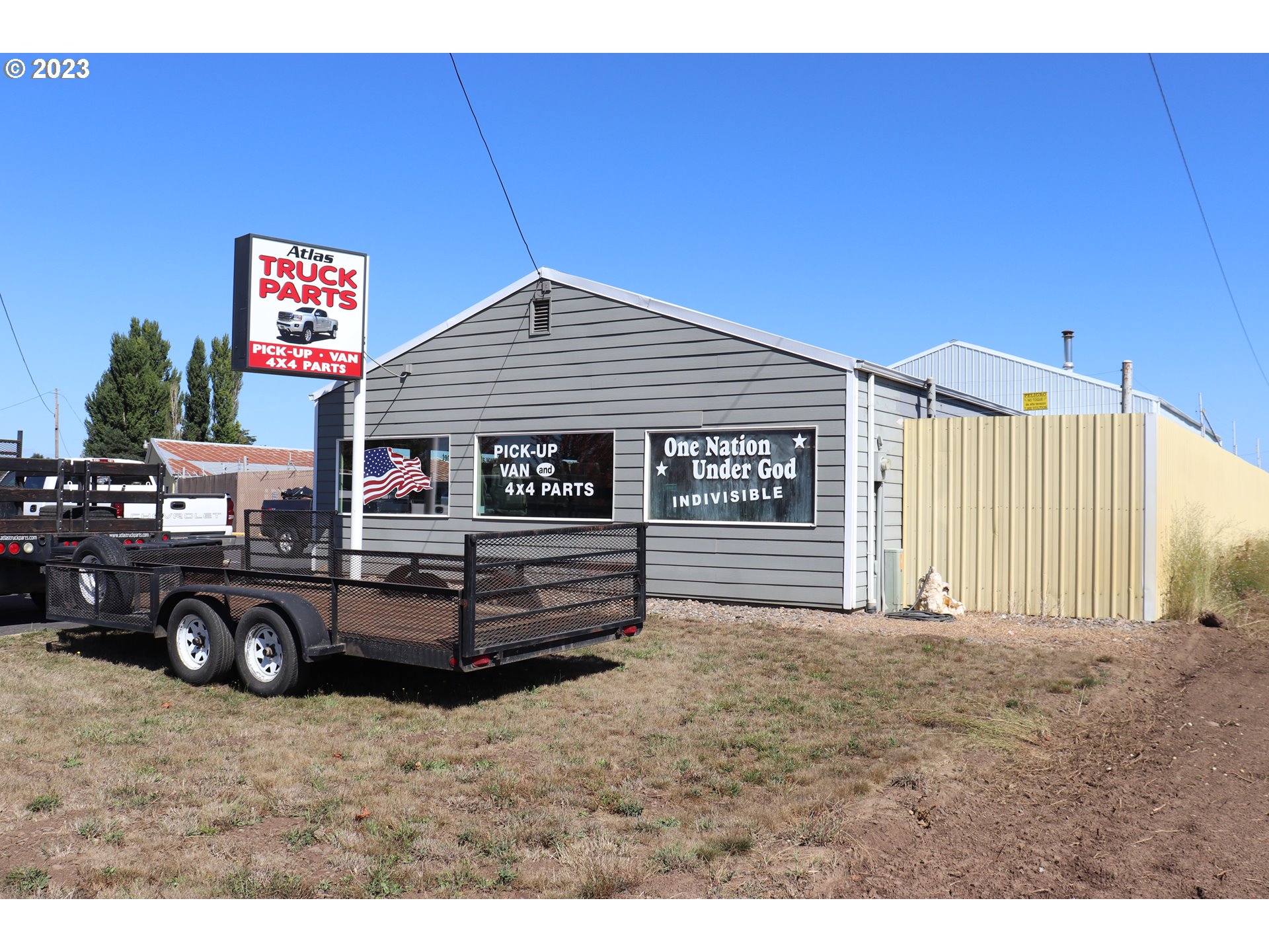 17308 HIGHWAY 99E, Hubbard, OR 97032