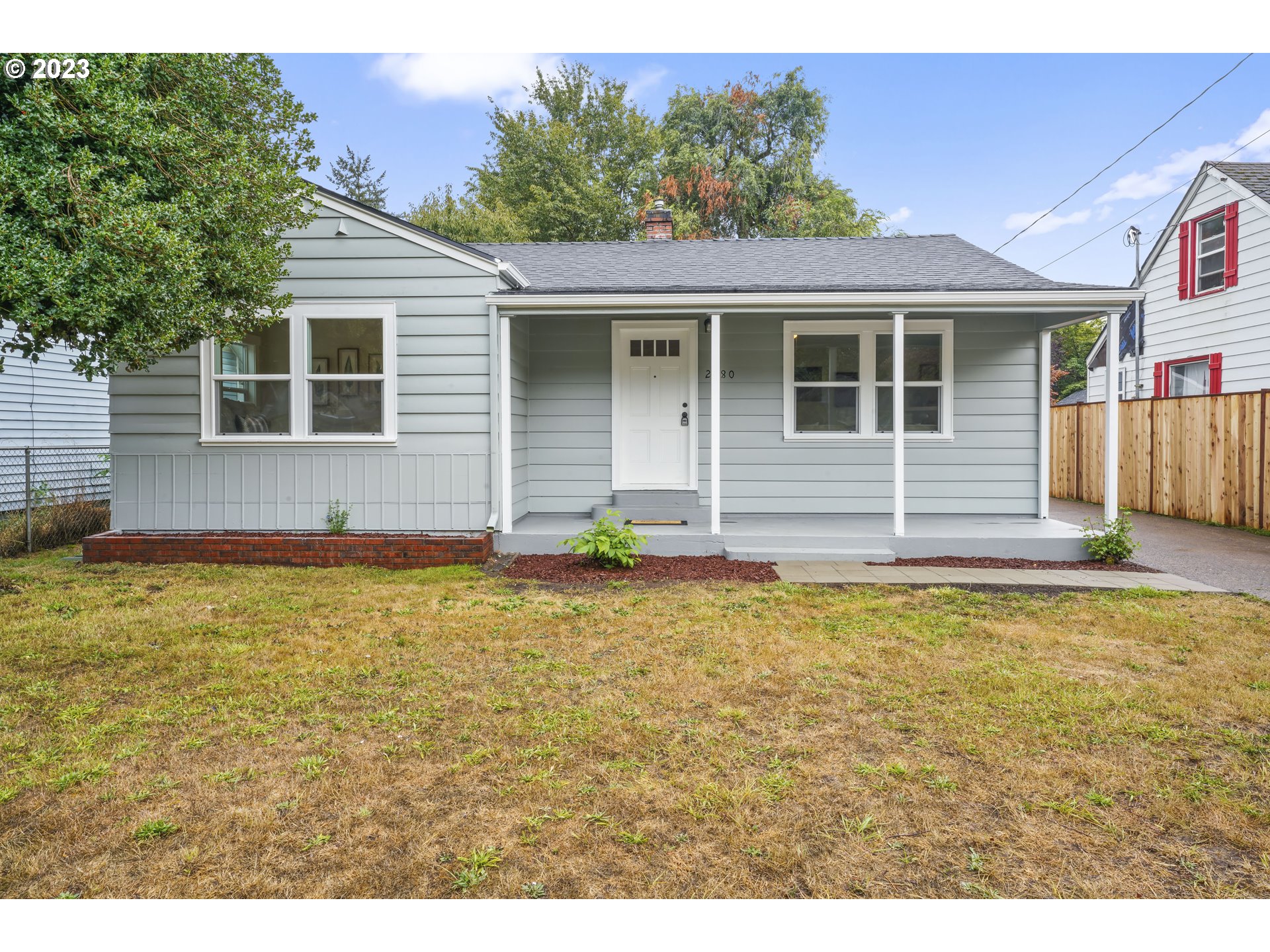 2580 HAIG ST Eugene, Oregon Sit and relax on your covered front porch or enjoy making your fenced backyard your own private oasis with a hammock, play structure or garden beds. Updated from top to bottom with new paint inside and out. New luxury vinyl plank flooring. New lighting throughout with ceiling fan in the living room. Original charm is displayed in the arched doorways along with the beautiful built-ins and shelving. New cabinets with newer appliances and a breakfast nook in the kitchen . New tub with tiled shower surround. New vinyl windows. Forced air heating with sink in laundry room. Work on whatever project you want in your large shop approx 14x22 that has electricity with an additional tool shed in the back