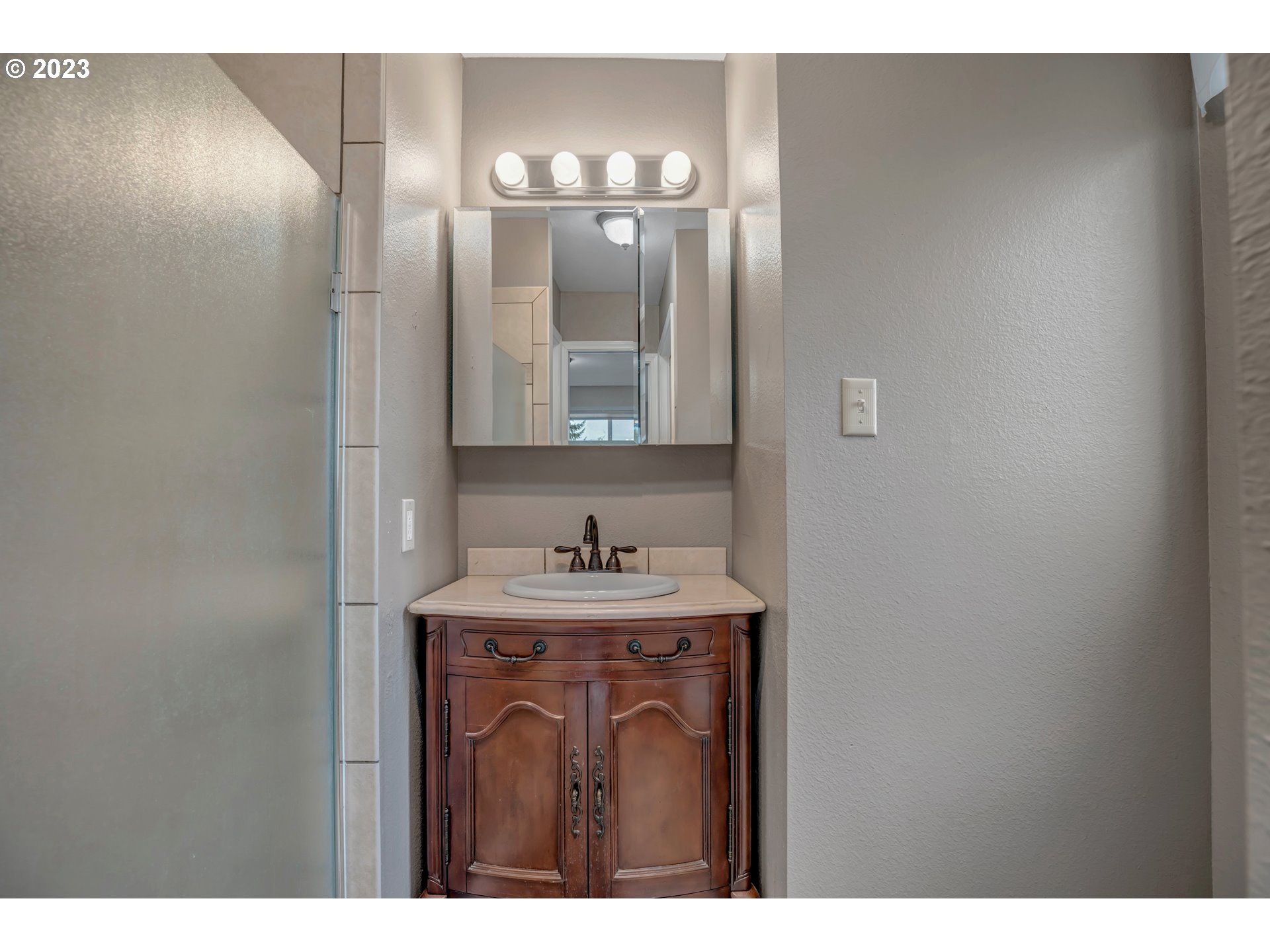 Photo #18: 23435899 Listing 