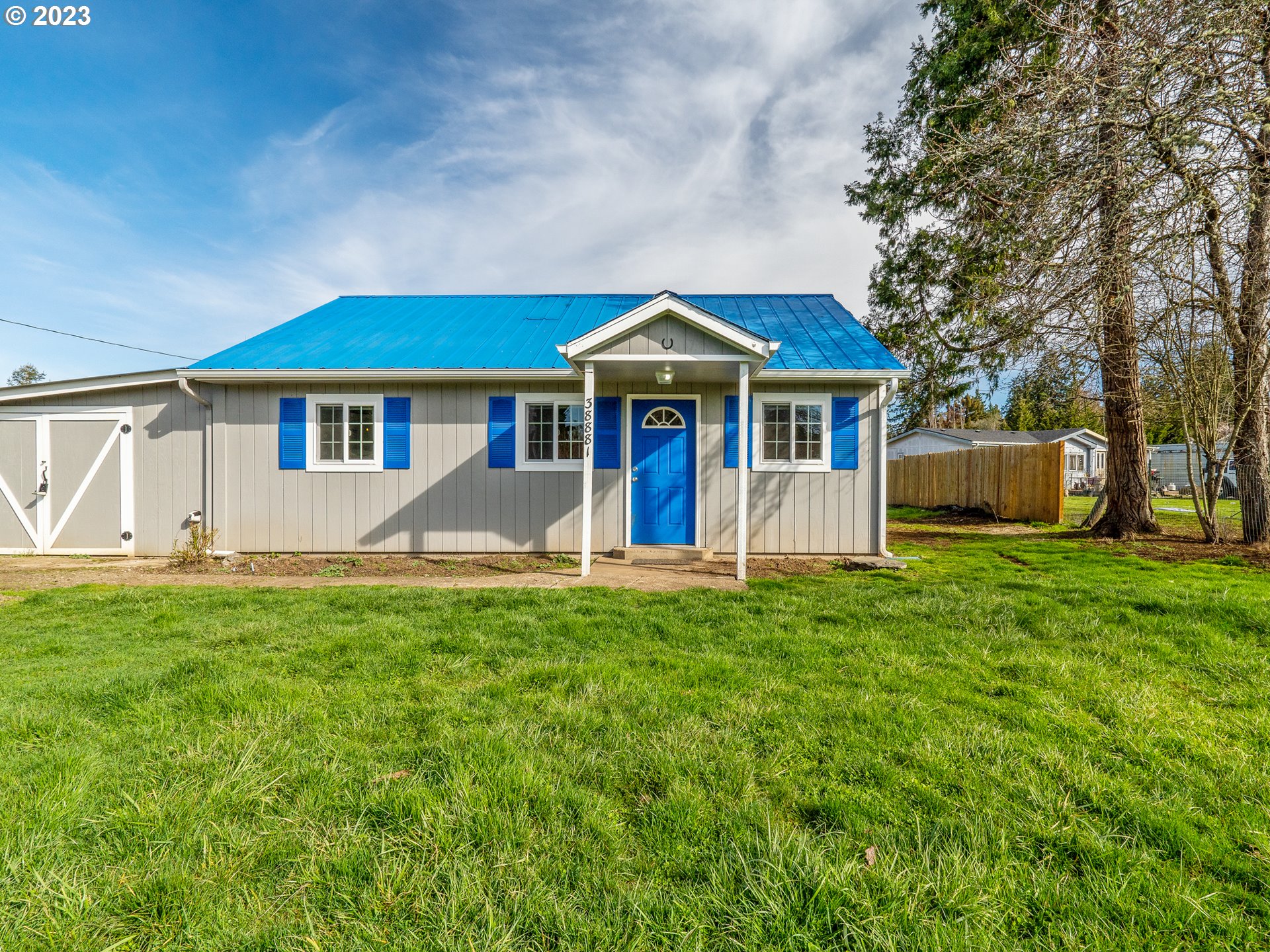 38873 DEXTER RD, Dexter, OR 97431