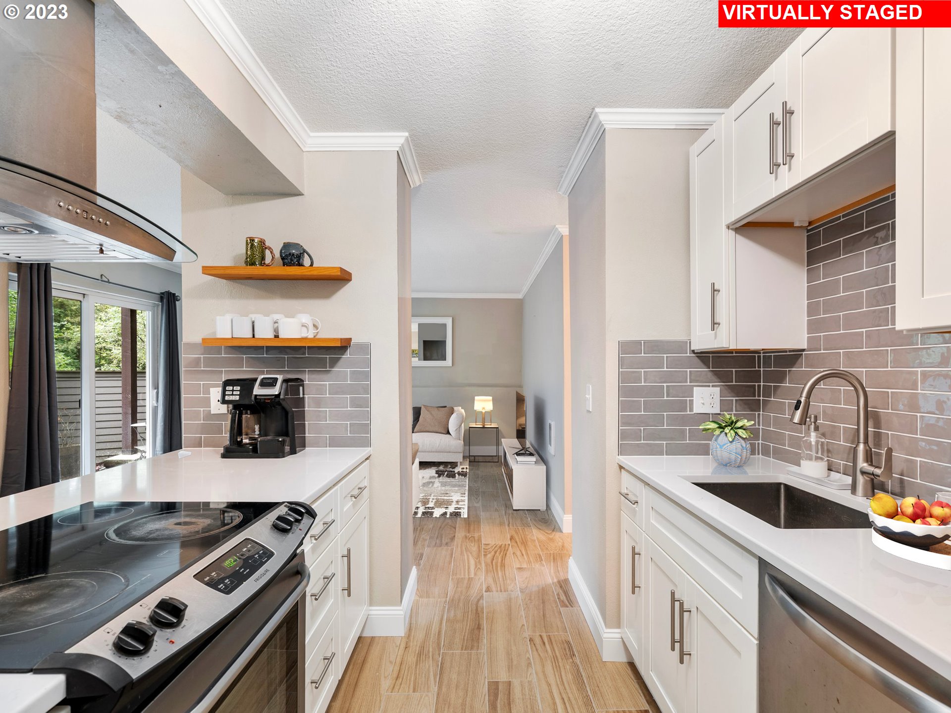 Photo #4: 23440038 Listing 