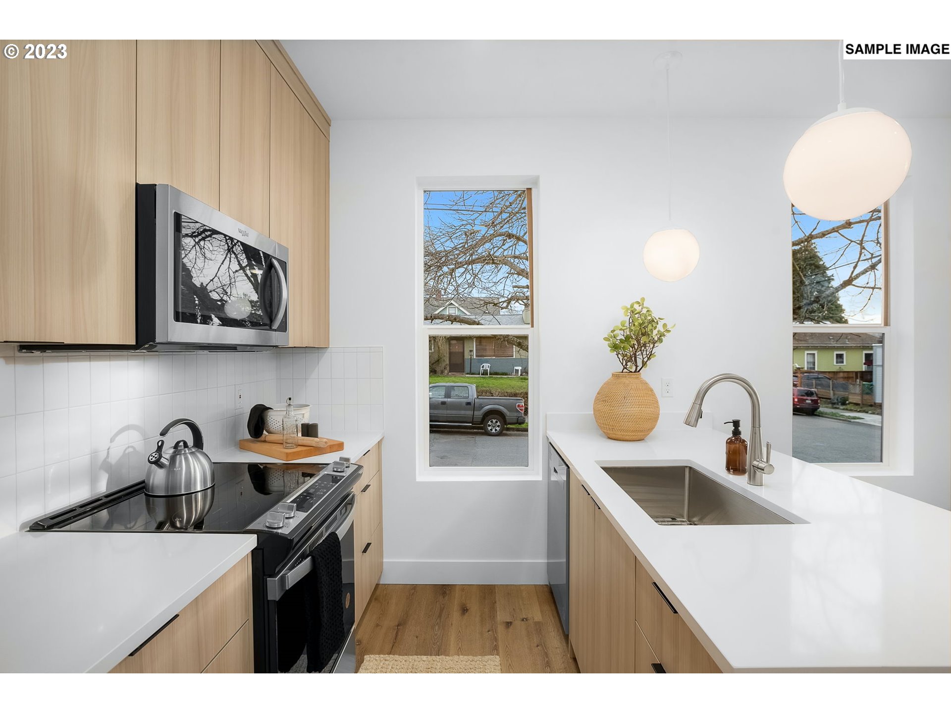 Photo #2: 23441824 Listing 