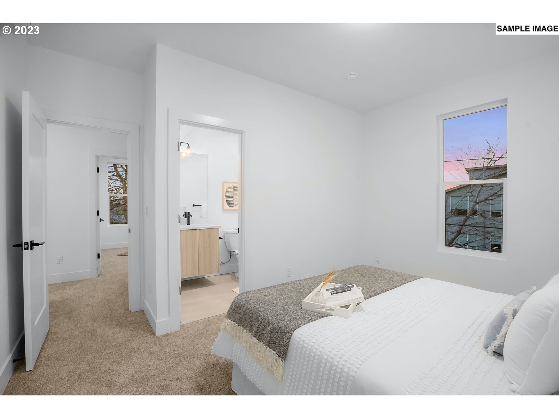Photo #6: 23441824 Listing 