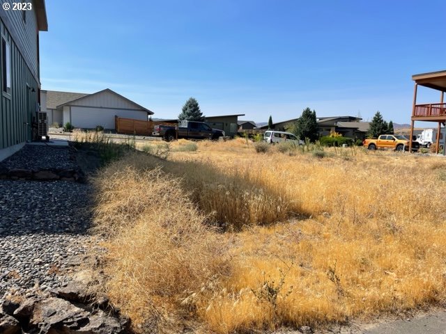 Photo of 176 BLUE HERON CT The Dalles OR 97058