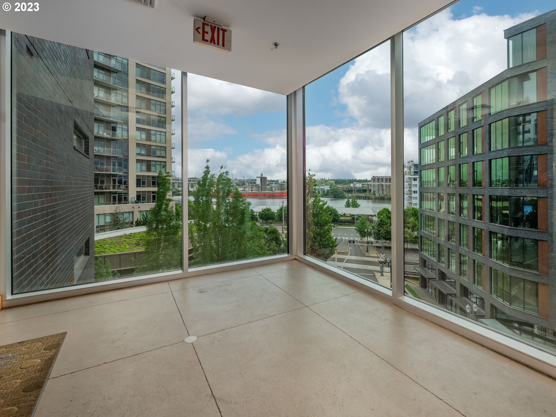 Photo #3: 23454955 Listing 