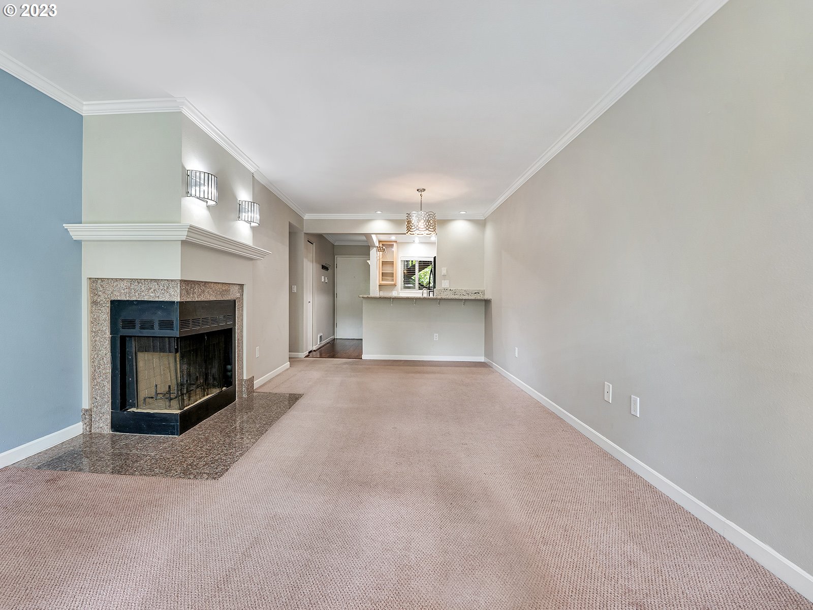 Photo #2: 23455231 Listing 
