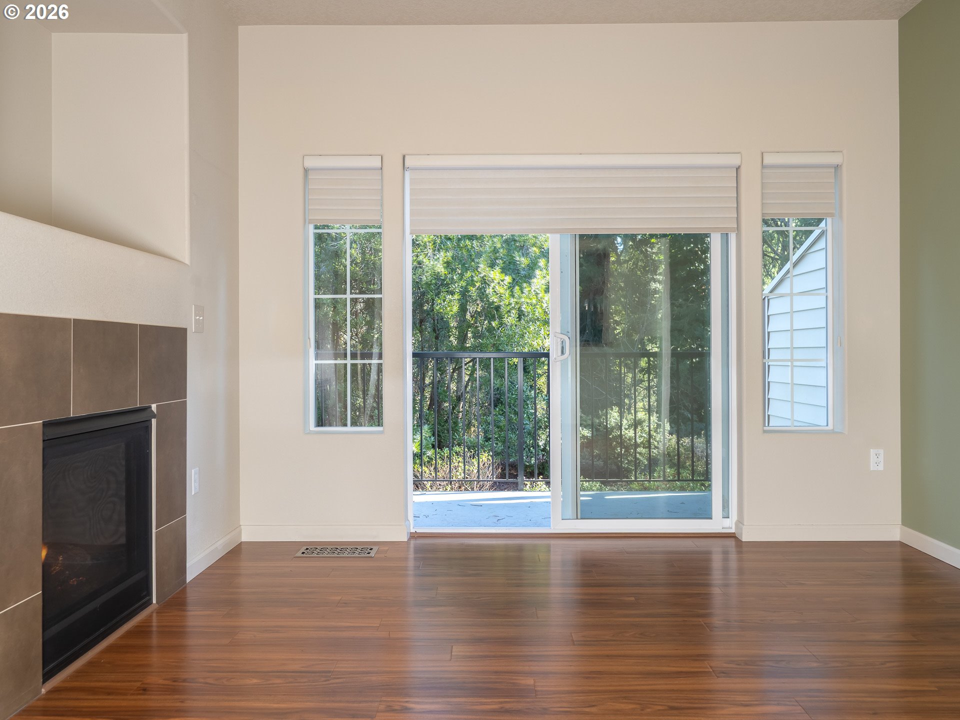 Photo #16: 234585188 Listing: Photo #16