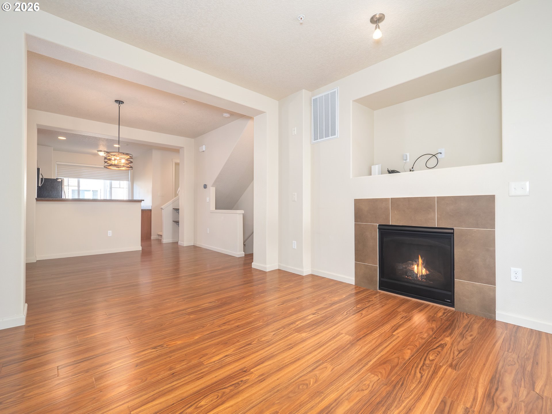 Photo #14: 234585188 Listing: Photo #14