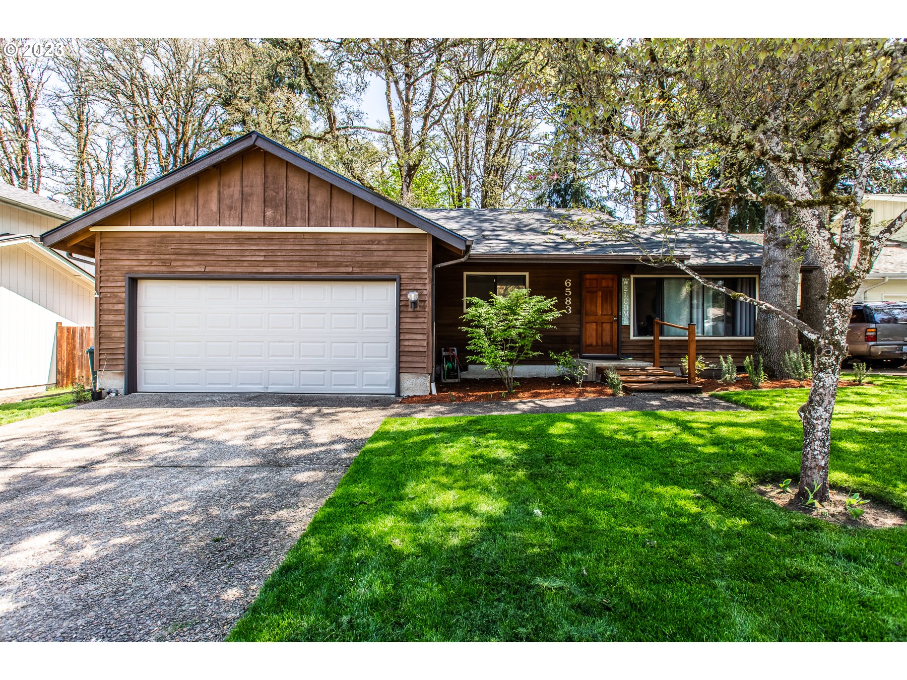 Open House Sat &Sun 5/13th -14th 1-3 PM This one will go fast in such a nice Thurston neighborhood! New roof and new flooring thru-out. Ductless heat and AC. Landscaped nicely including garden area .Open concept living area flows out to the back deck for entertain.