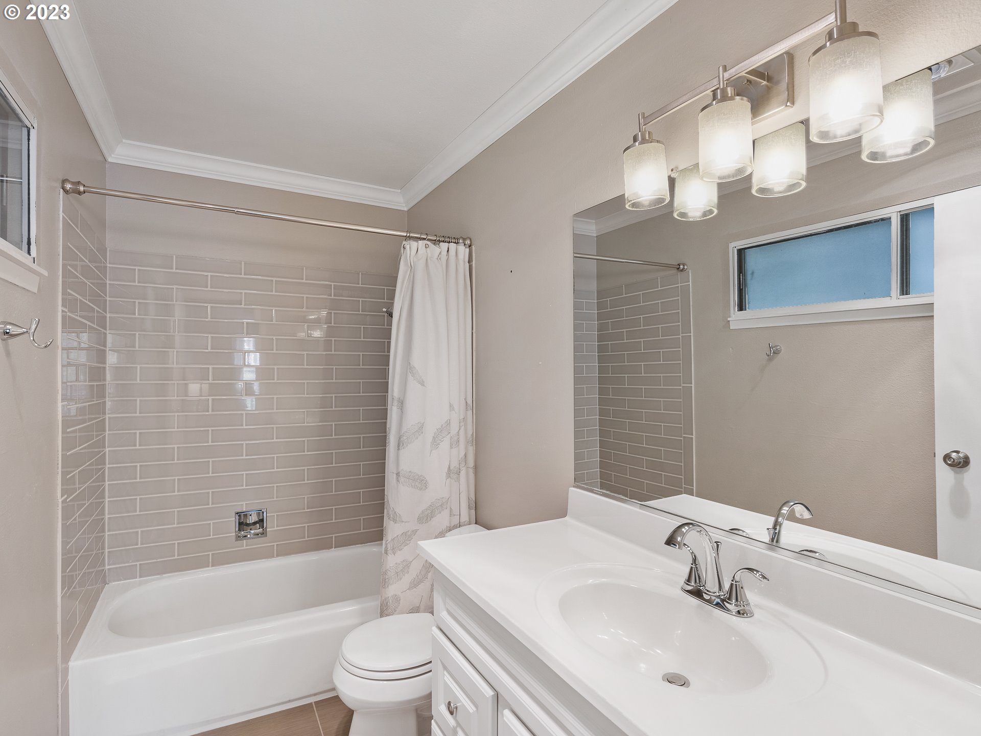 Photo #6: 23468897 Listing 