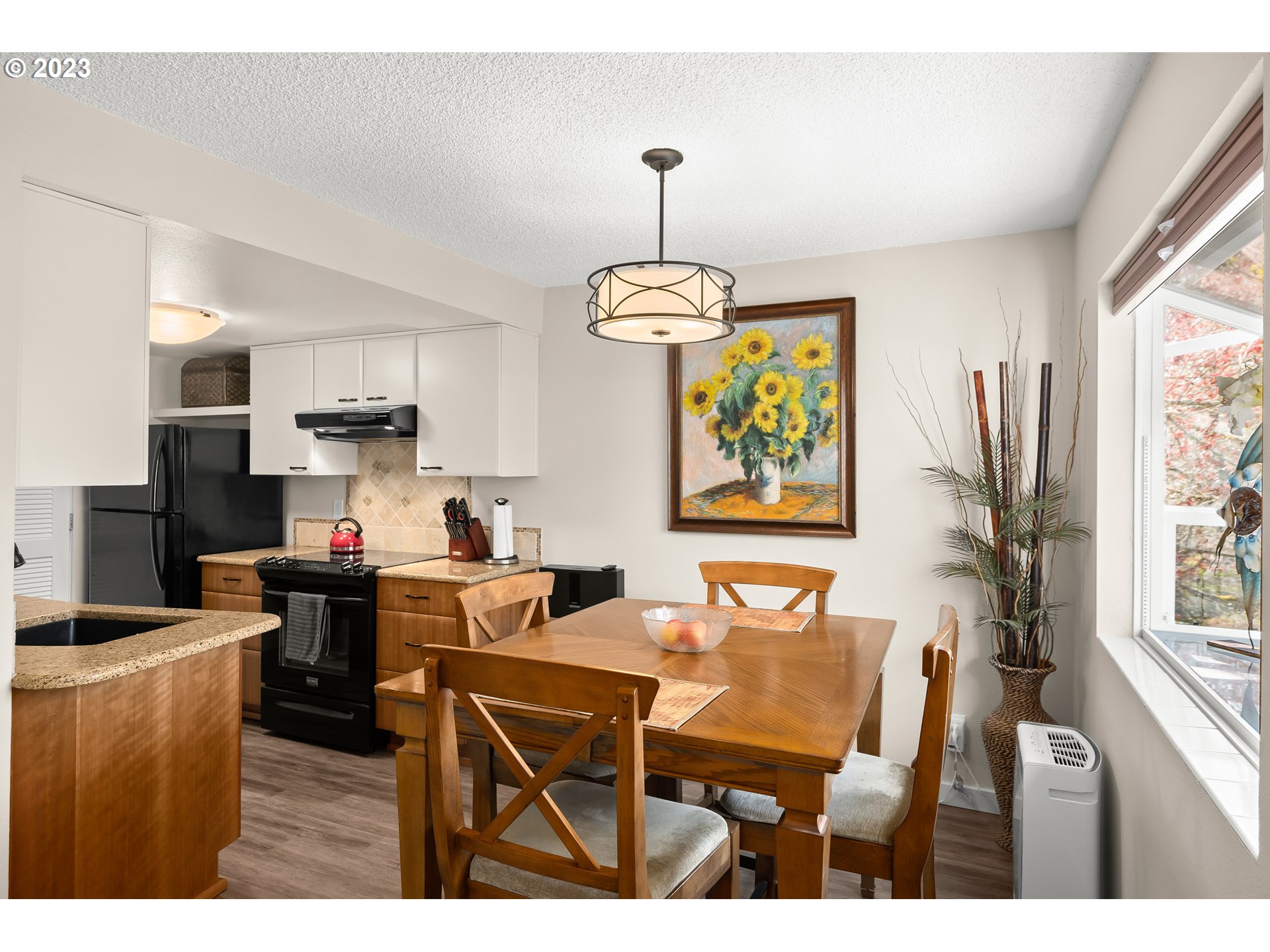 Photo #4: 23475919 Listing 