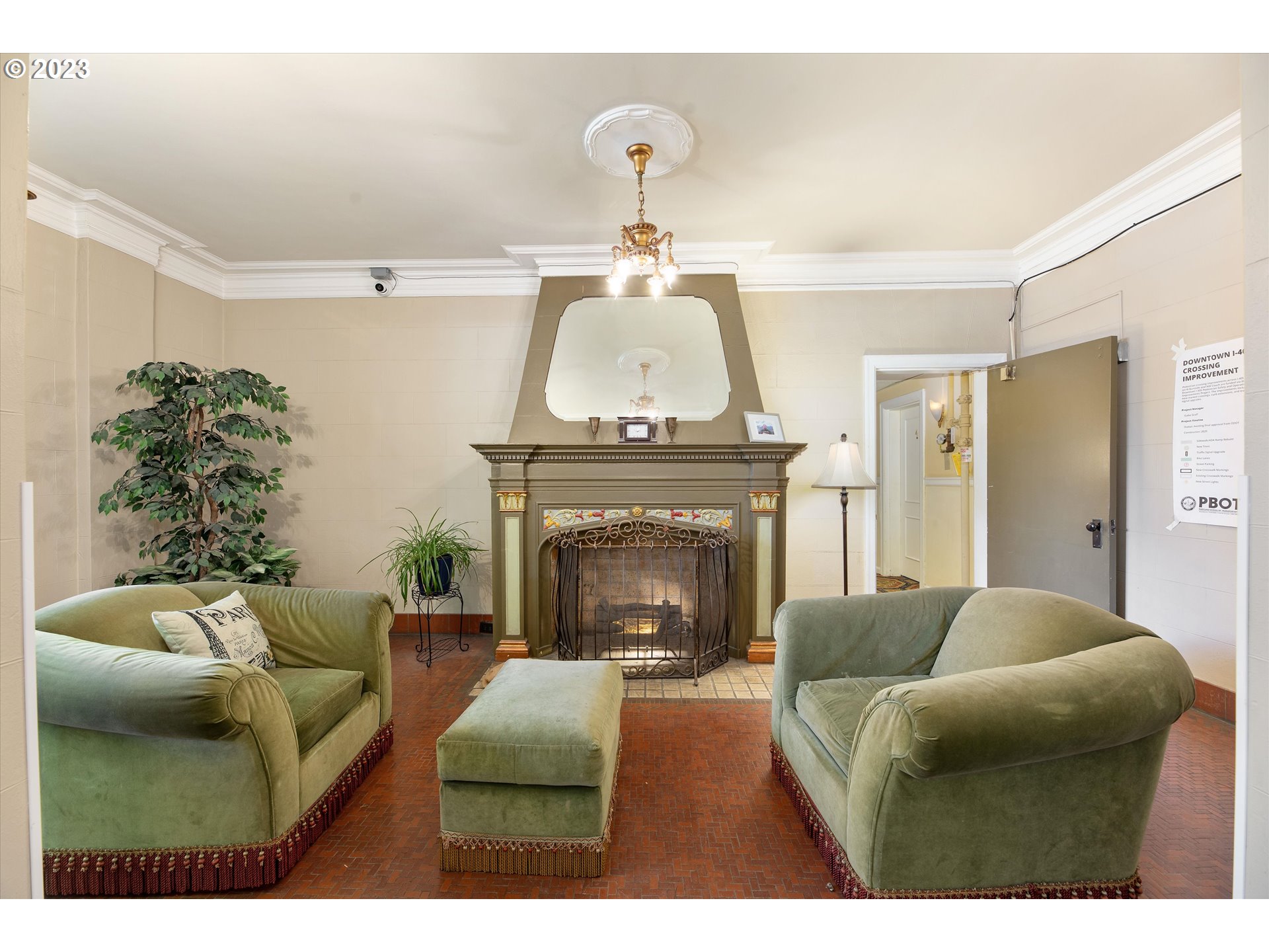 Photo #3: 23480416 Listing 