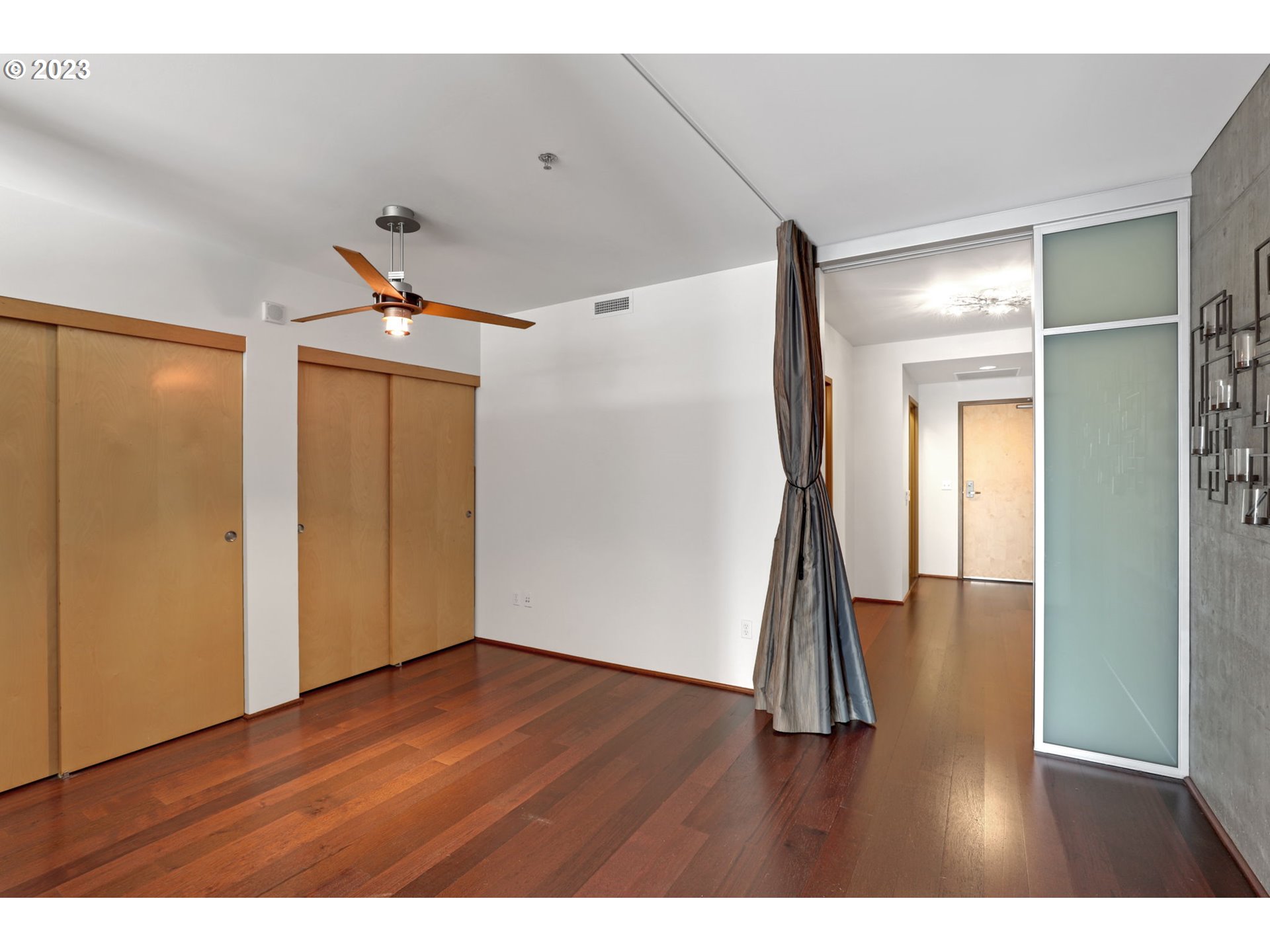 Photo #2: 23481613 Listing 
