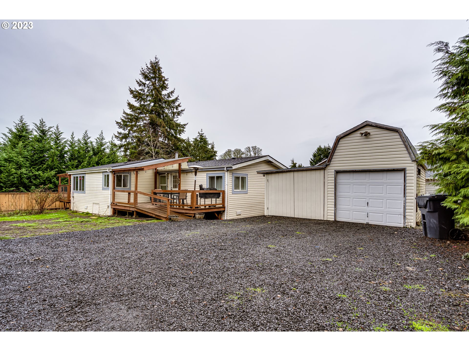 90886 ALVADORE RD, Junction City, OR 97448