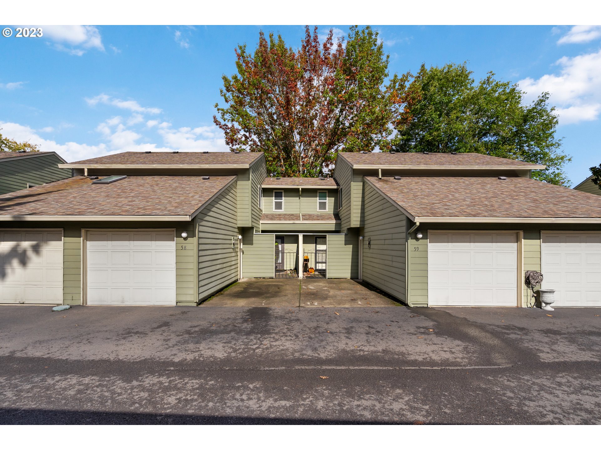Photo #4: 23493711 Listing 