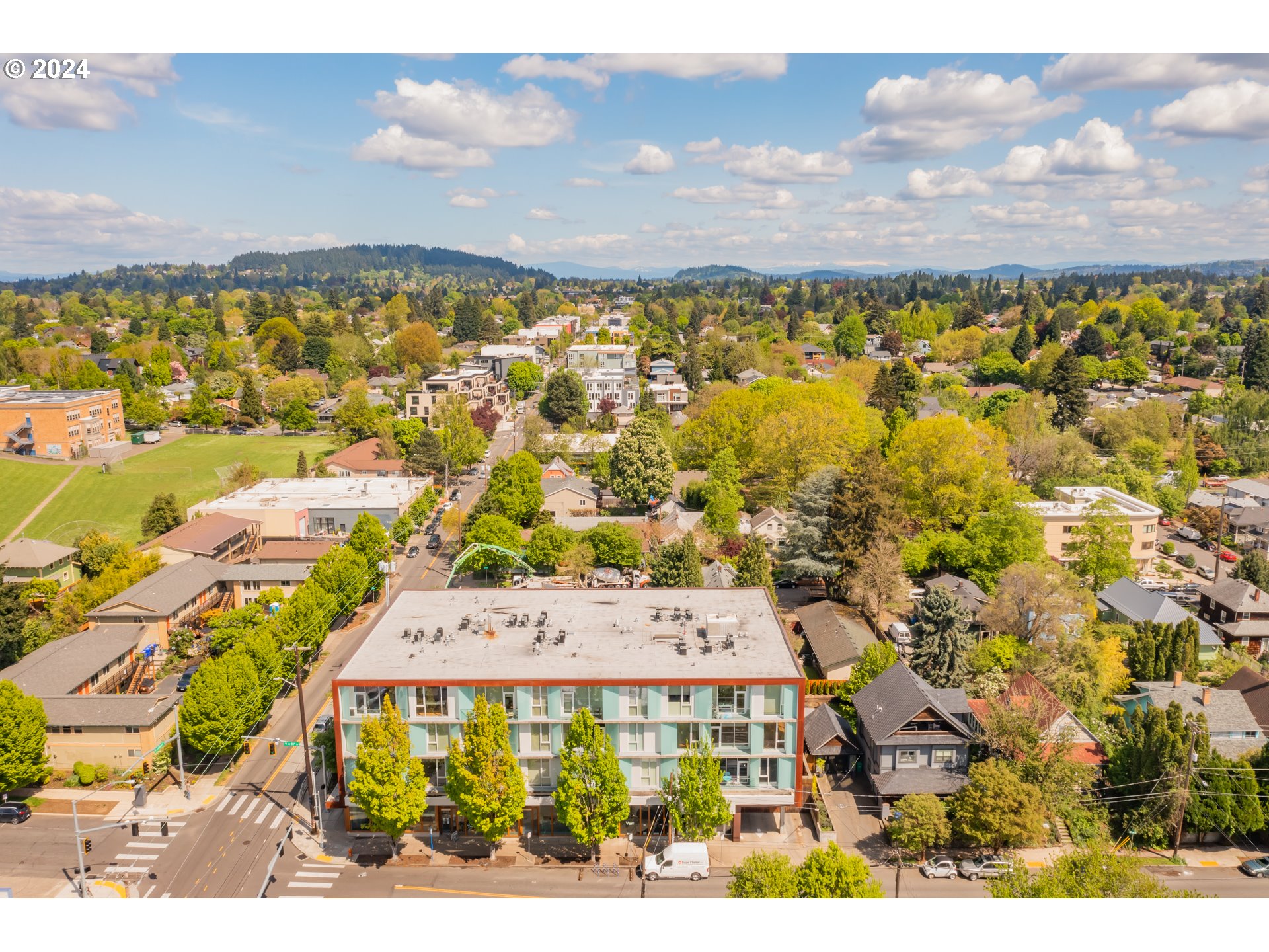 Photo #4: 23499608 Listing 