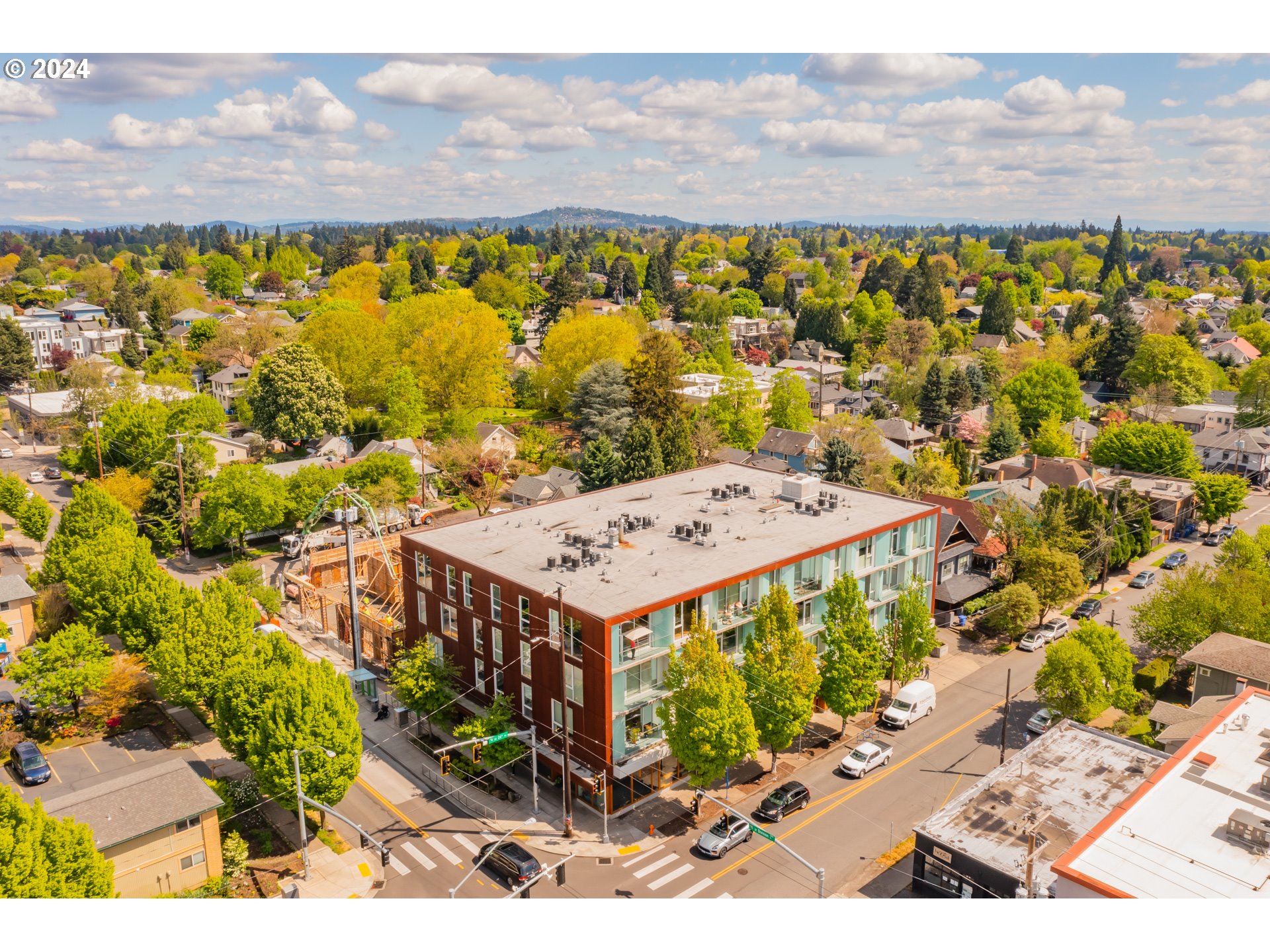 Photo #5: 23499608 Listing 