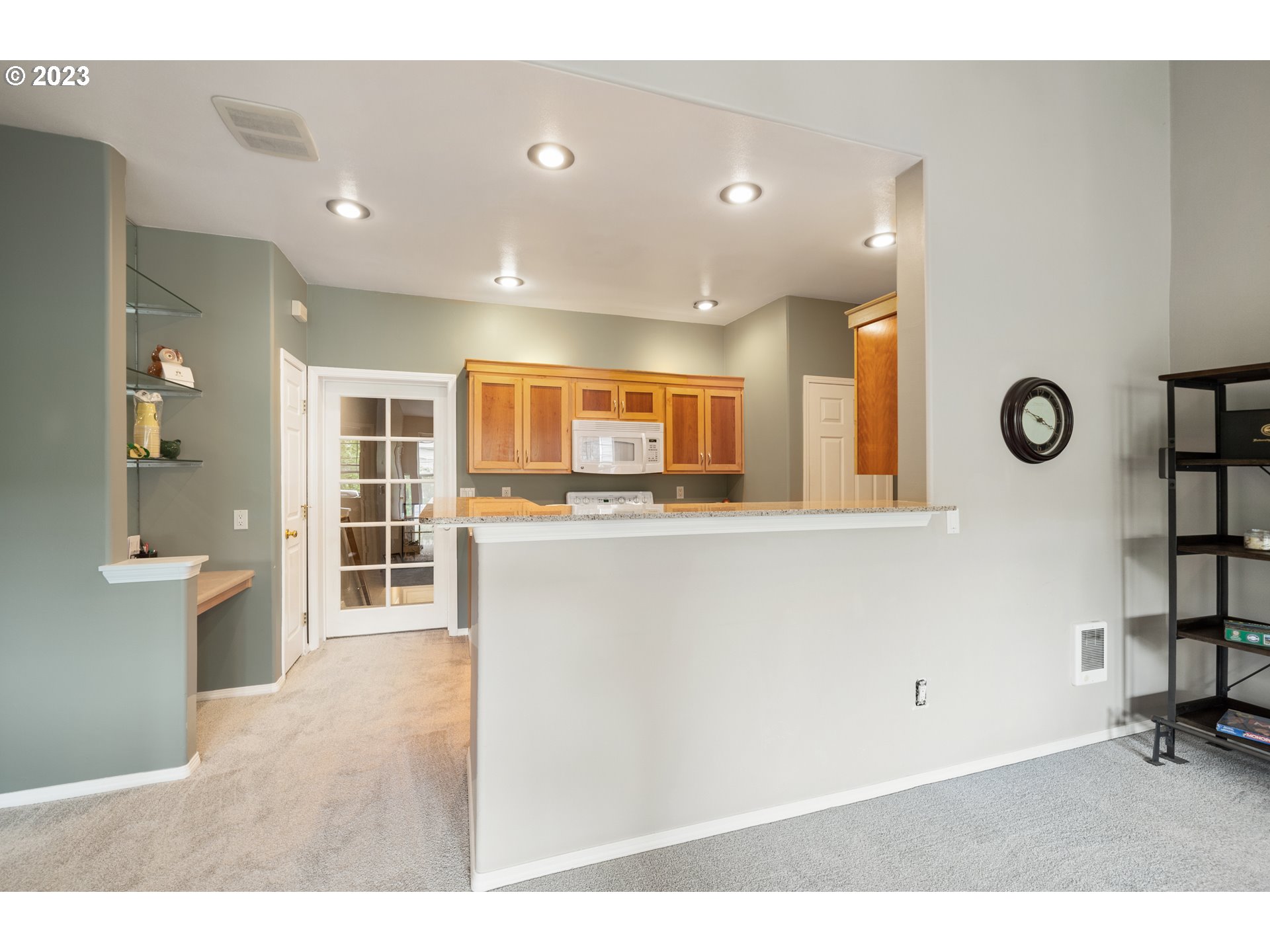 Photo #4: 23504936 Listing 