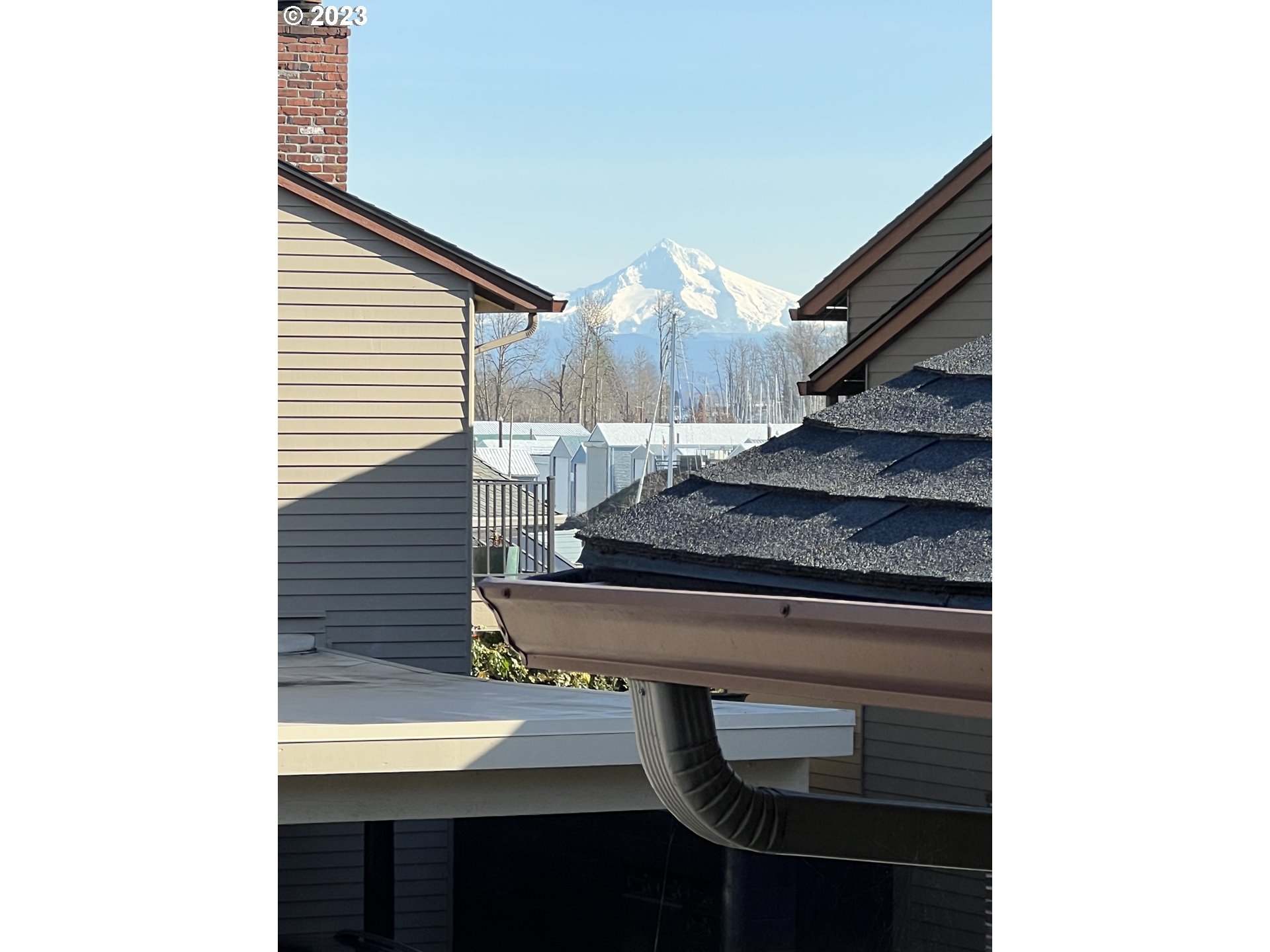 Photo #5: 23506000 Listing 