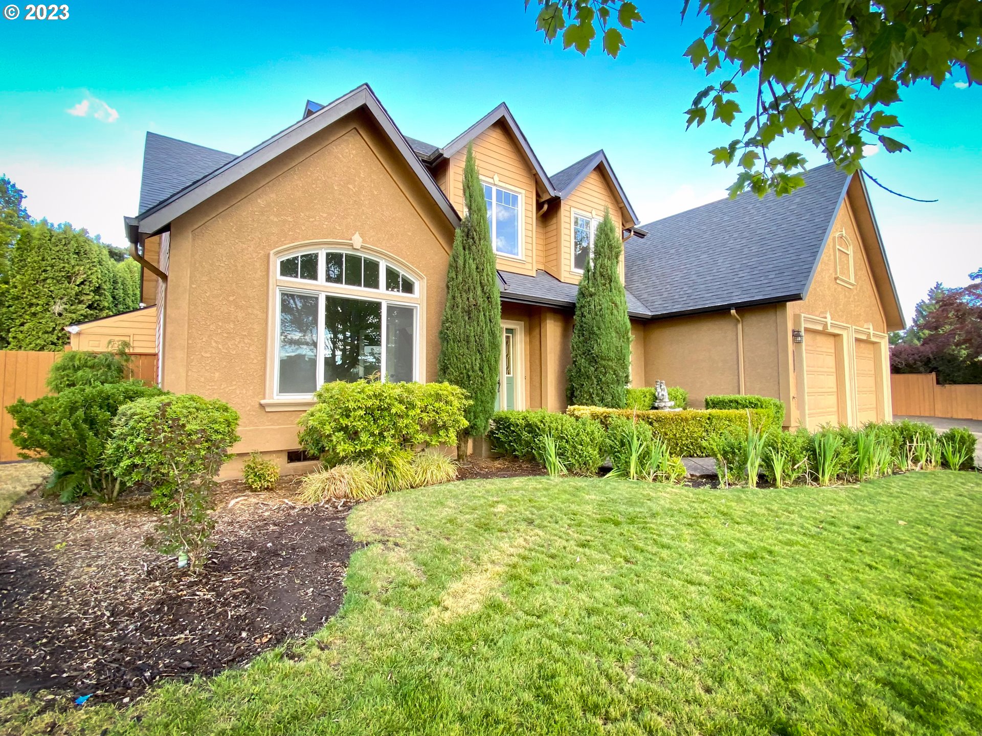 Gorgeous Custom Crescent Meadows home with new warranted roof as of Aug 2023! An elegant entrance with tall ceilings welcomes you home. Spacious open kitchen has an island with a breakfast bar, built in desk, loads of cupboard space, stainless-steel gas appliances, granite countertops, hickory cabinets, maple hardwood floors, and more. Walk-in pantry is located off of the utility room. Suite bedroom on main level has 2 huge walk-in closets w/customized built-in storage. Suite bathroom has tile floor, regal-looking double sinks, and jetted tub. That's not all, this home has a spacious entertainment room with a wet bar, vaulted ceilings, heated floors, and a fireplace. Home also includes an office/den with built in bookcase, and a formal dining-room. Views of mountains and greenery from upstairs rooms. You will be able to entertain a large group of family/guests in the family room and private back yard enjoying your patio, pergola, and water feature. Wait, there is even more! You can also walk across the street to enjoy the walking trail, or head to the nearby Crescent Meadows playground/park for leisure outdoor time!