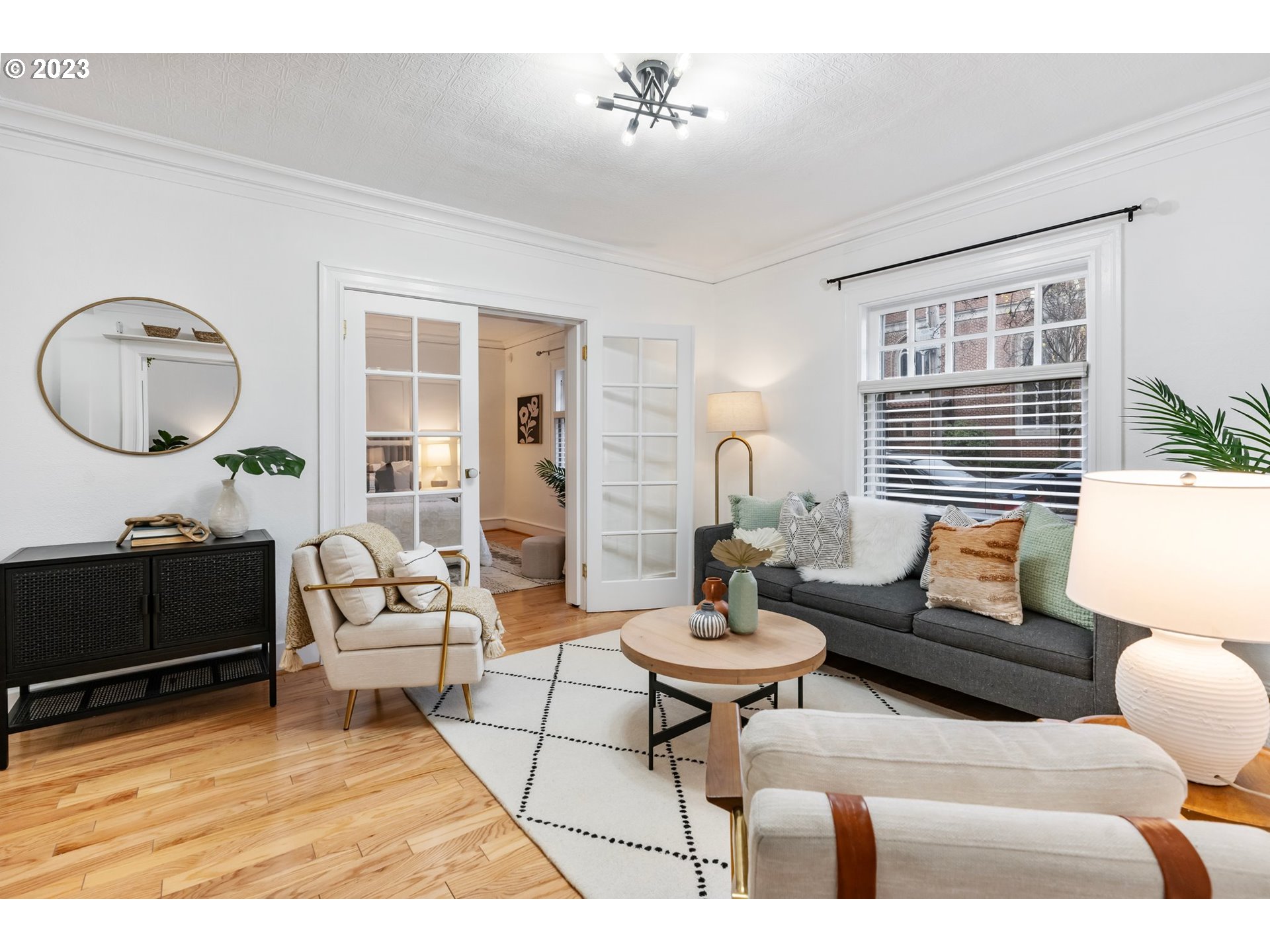 Photo #5: 23507169 Listing 