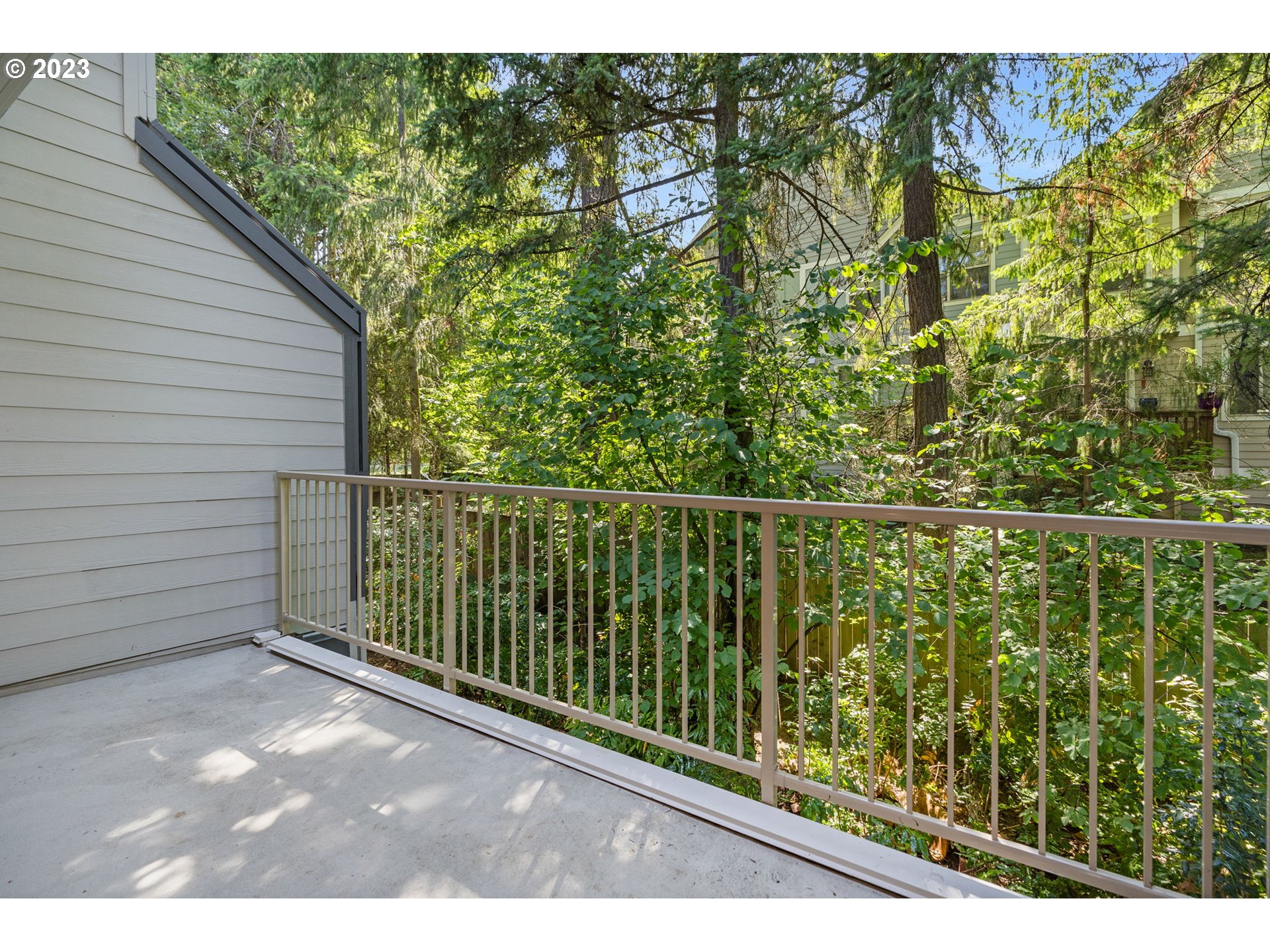 Photo #3: 23508490 Listing 