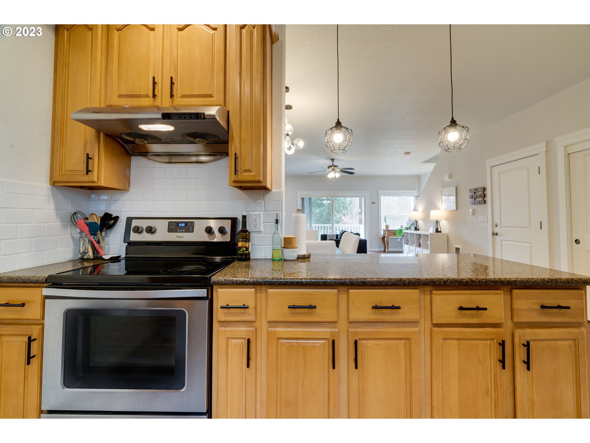 Photo #5: 23514273 Listing 