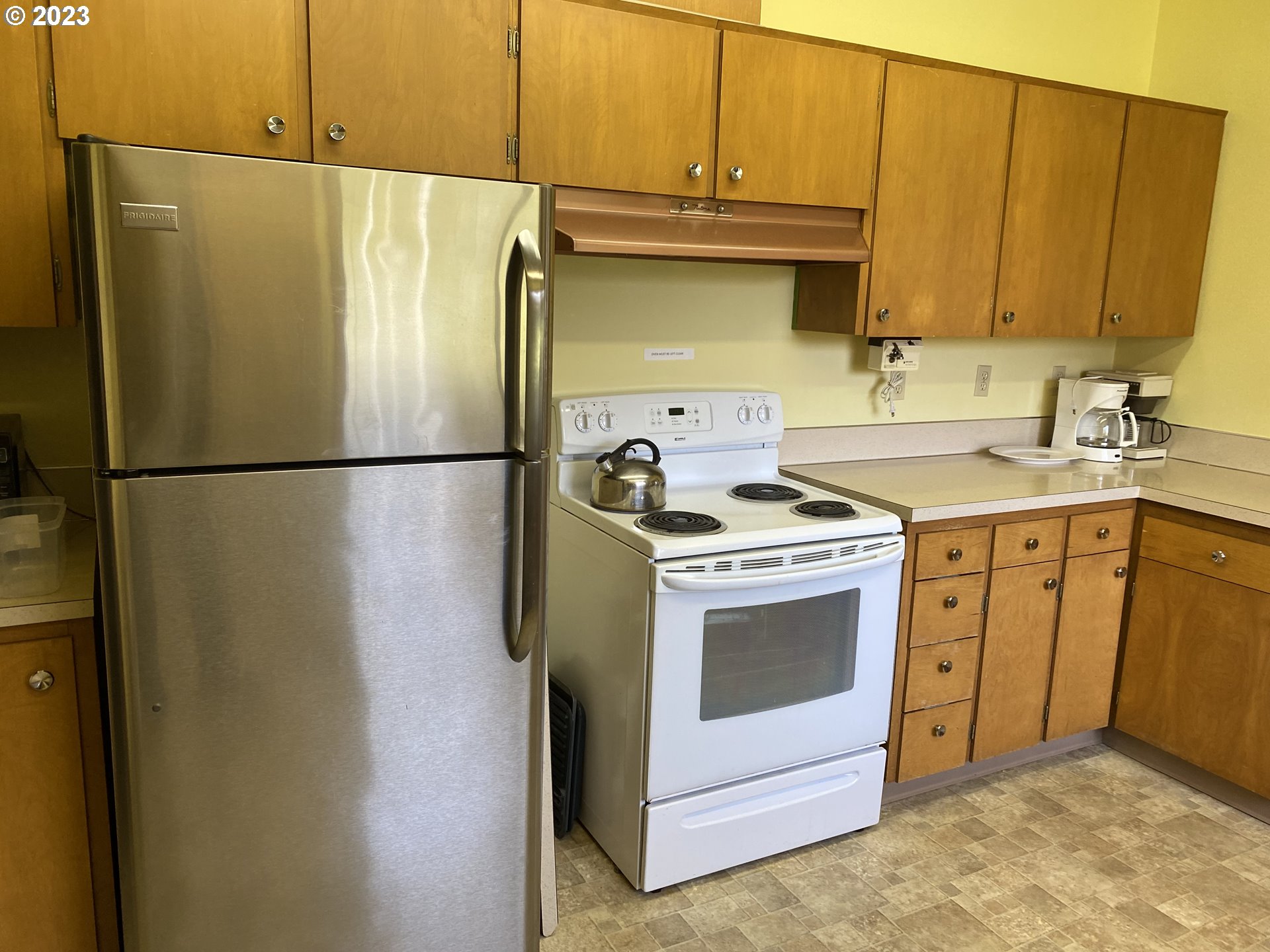 Photo #3: 23514927 Listing 