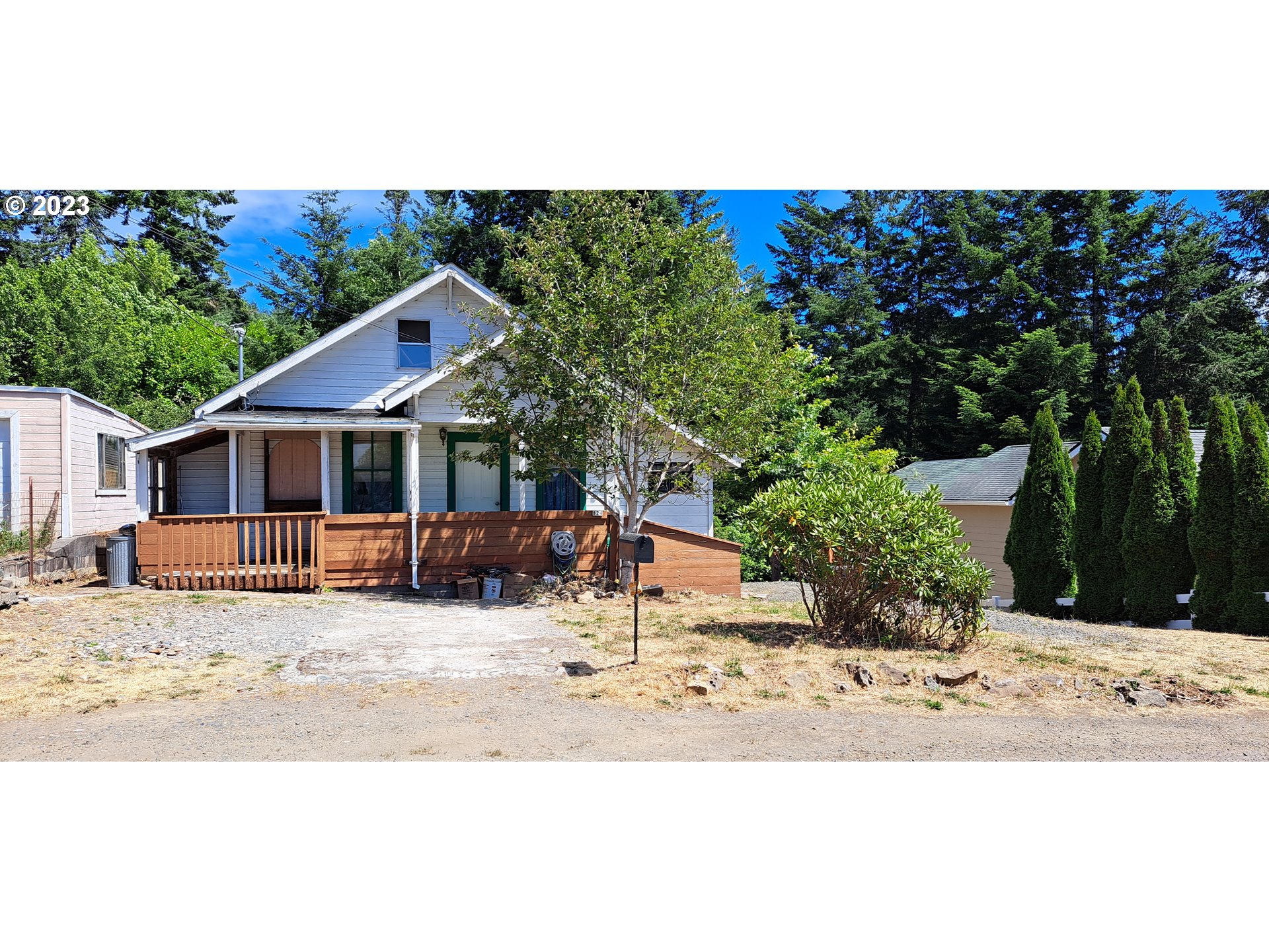 Coquille Real Estate for Sale from 100,000 to 200,000