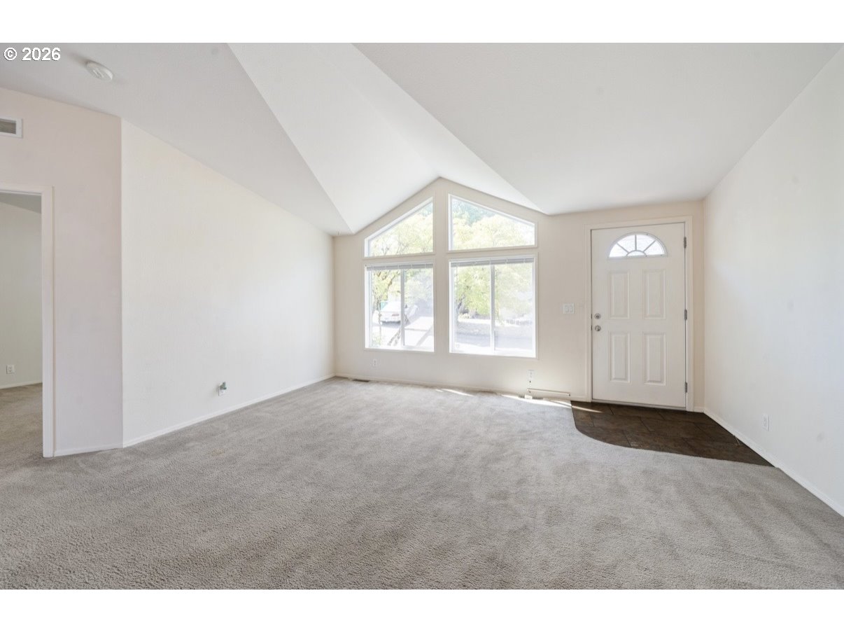 4802 SE 133RD DR, Portland, OR, 97236