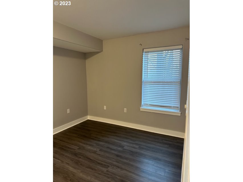Photo #2: 23516521 Listing 