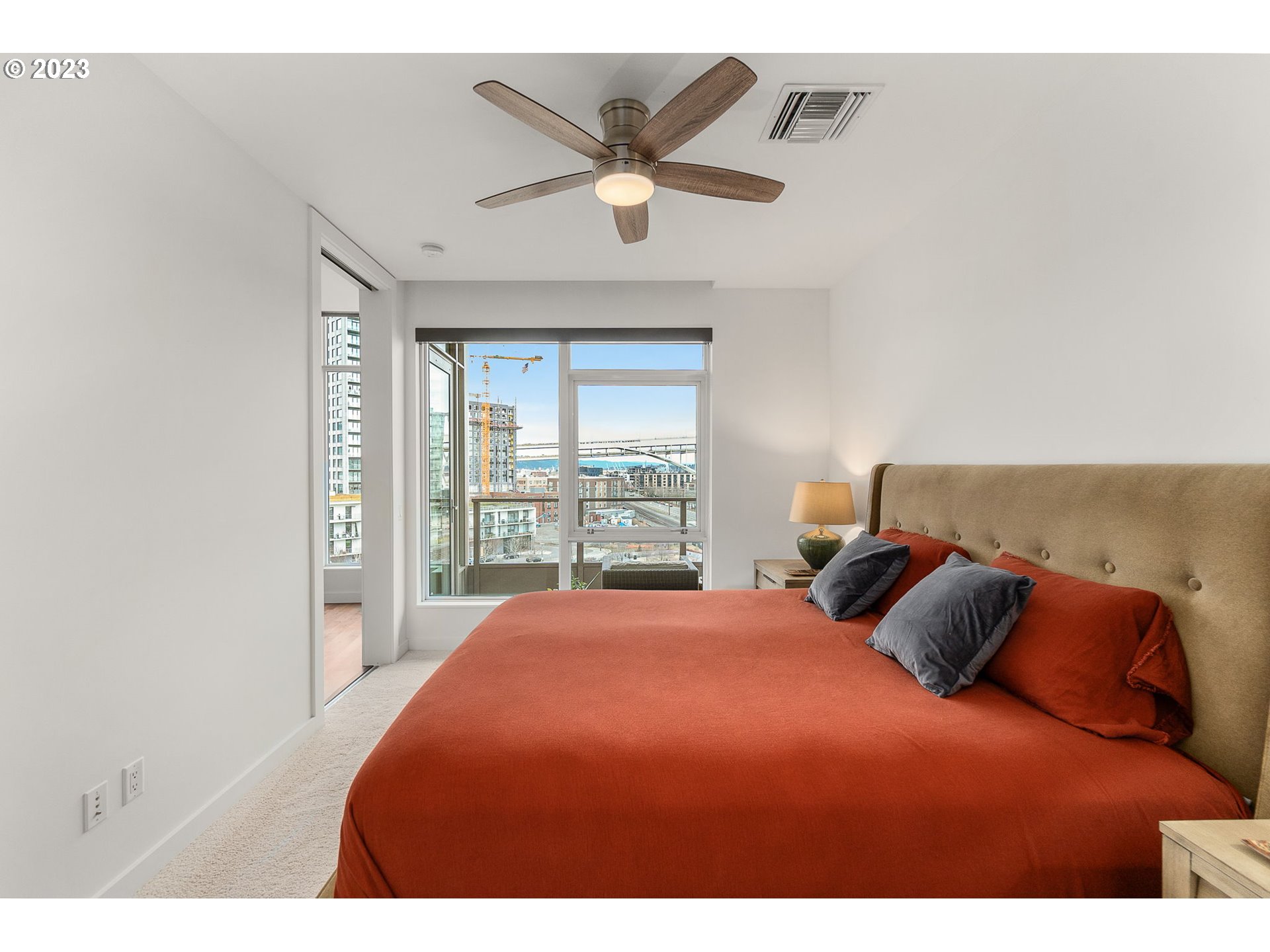 Photo #2: 23517283 Listing 