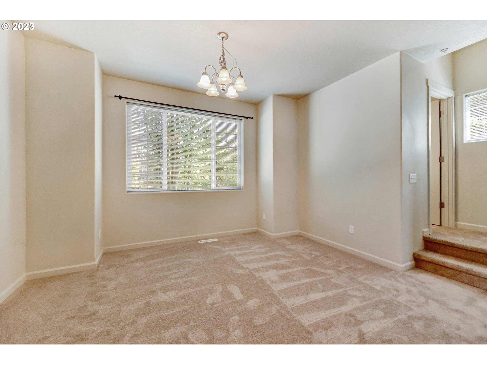 Photo #4: 23521018 Listing 