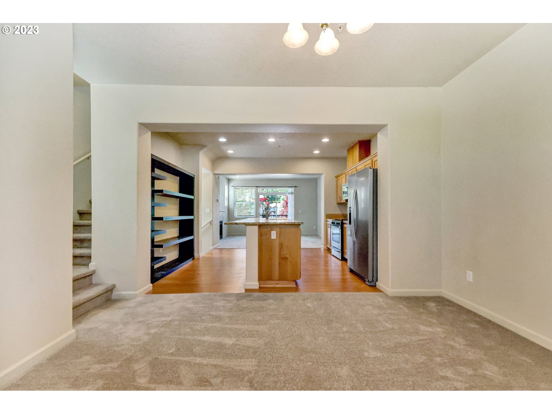 Photo #6: 23521018 Listing 
