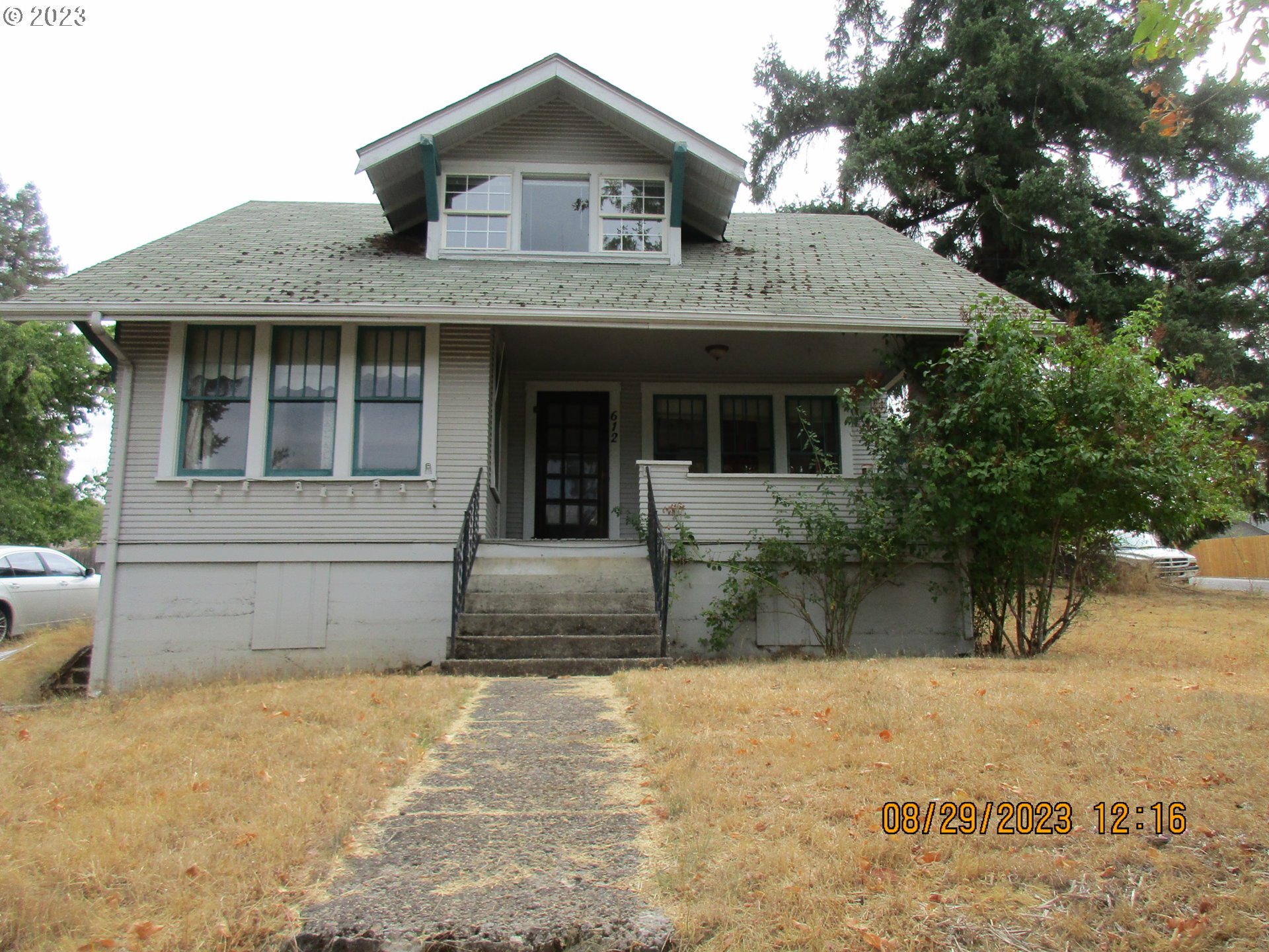 Photo of 612 STATE ST Sutherlin OR 97479