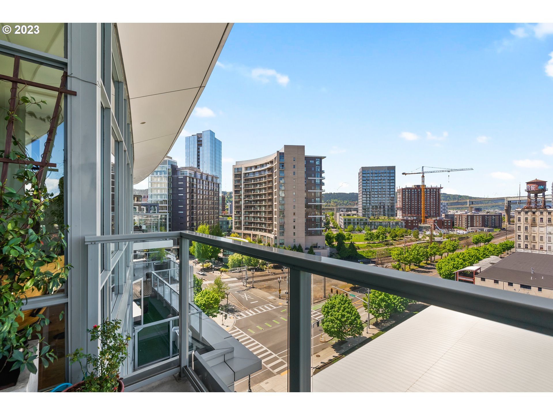 Photo #4: 23537154 Listing 