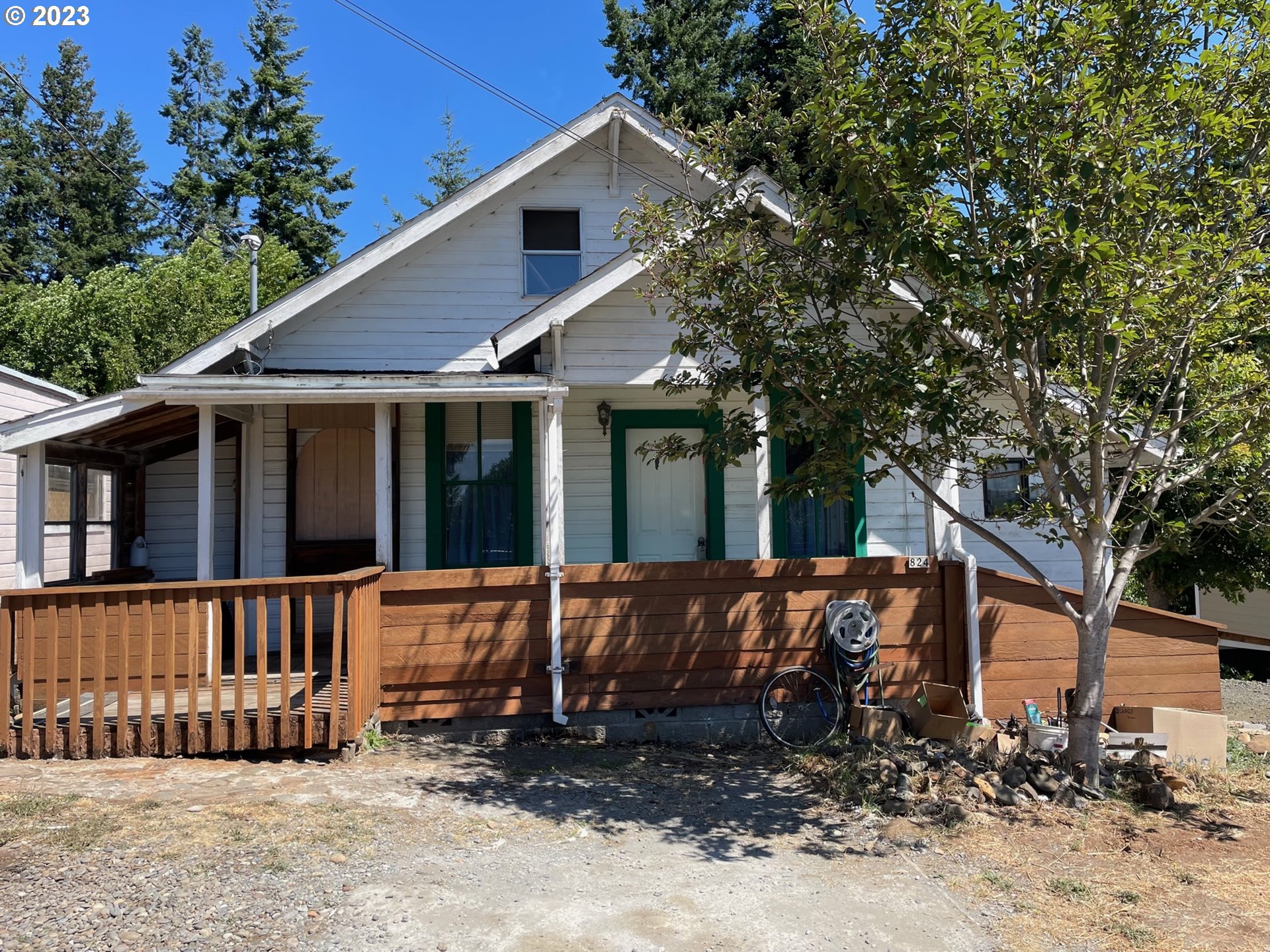 824 N HENRY ST, Coquille, OR 97423
