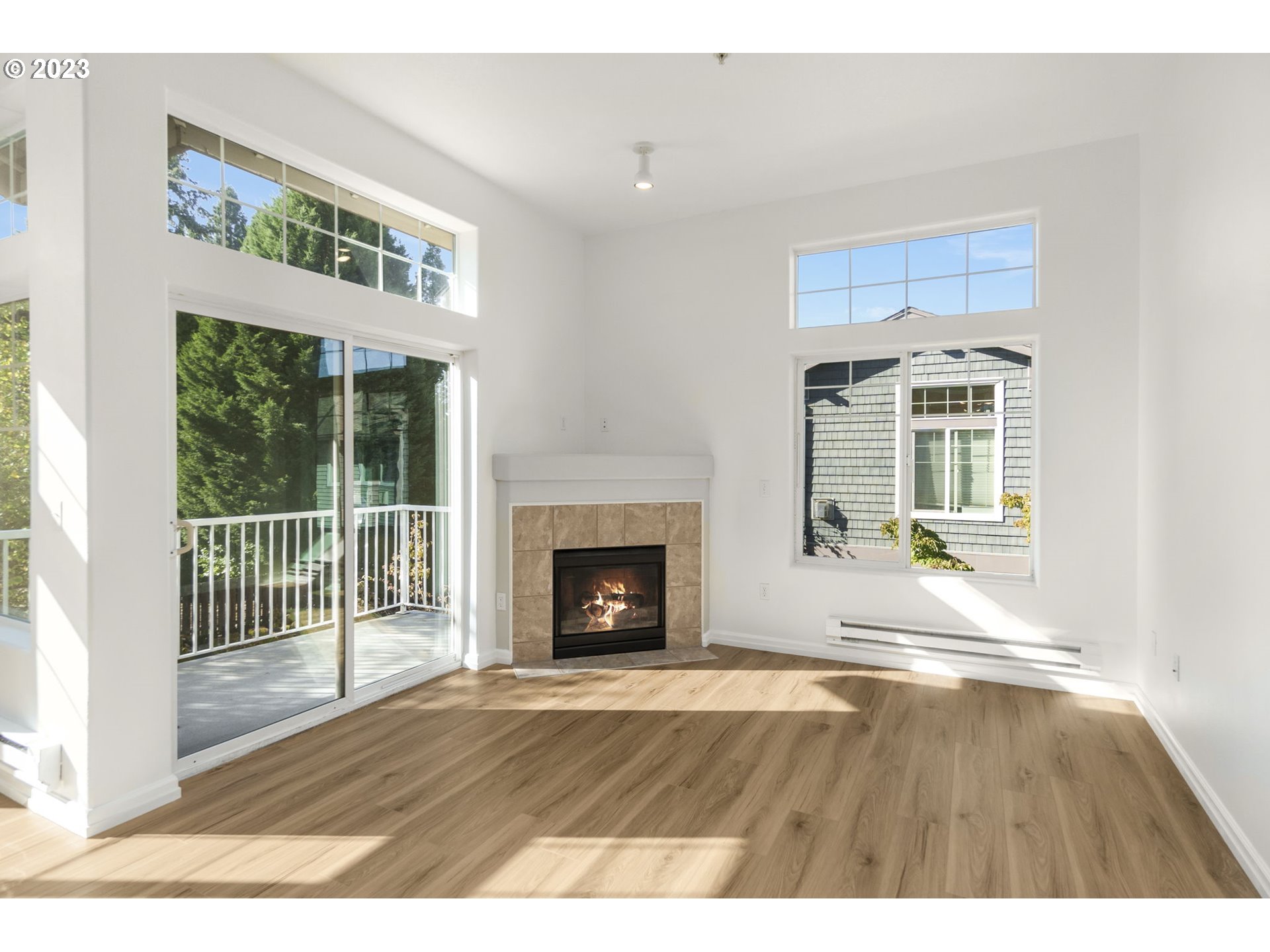 Photo #5: 23541089 Listing 